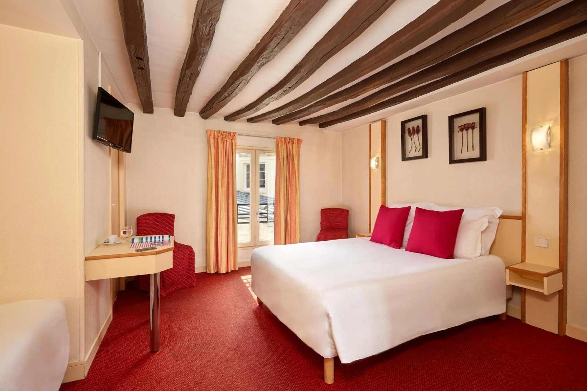 Chambre disponible pour un séminaire d'entreprise à Hotel Antin St Georges - Paris