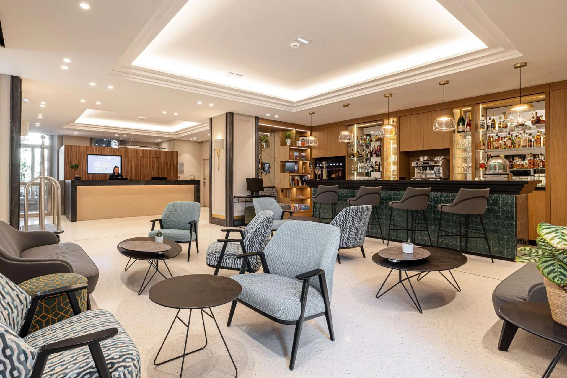 Lieu convivial pour un séminaire d'entreprise à Hôtel Apollinaire Nice - Nice - En savoir plus 