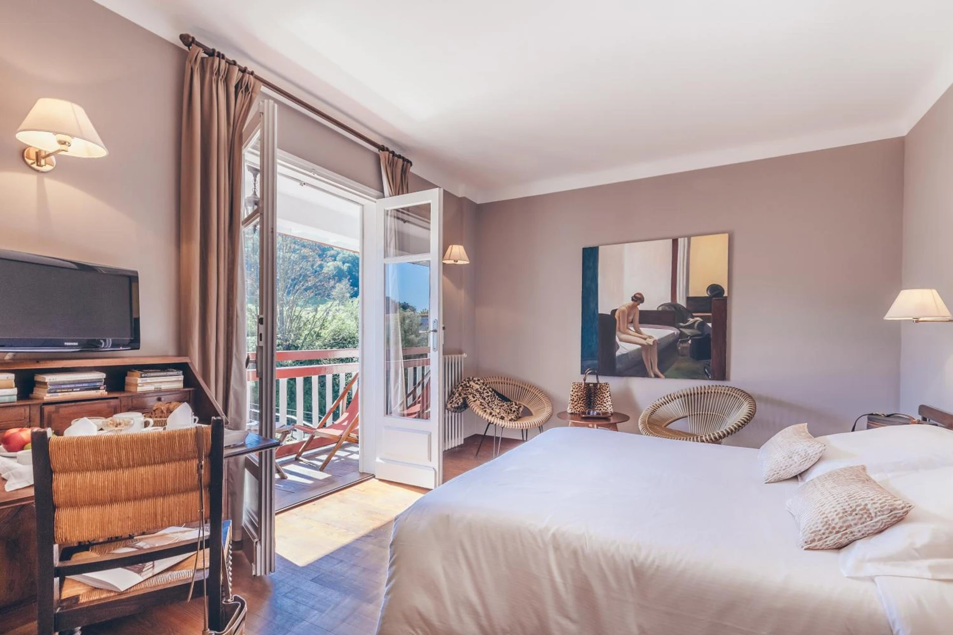Chambre disponible pour un séminaire d'entreprise à Hôtel Arcé - Saint-Étienne-de-Baïgorry