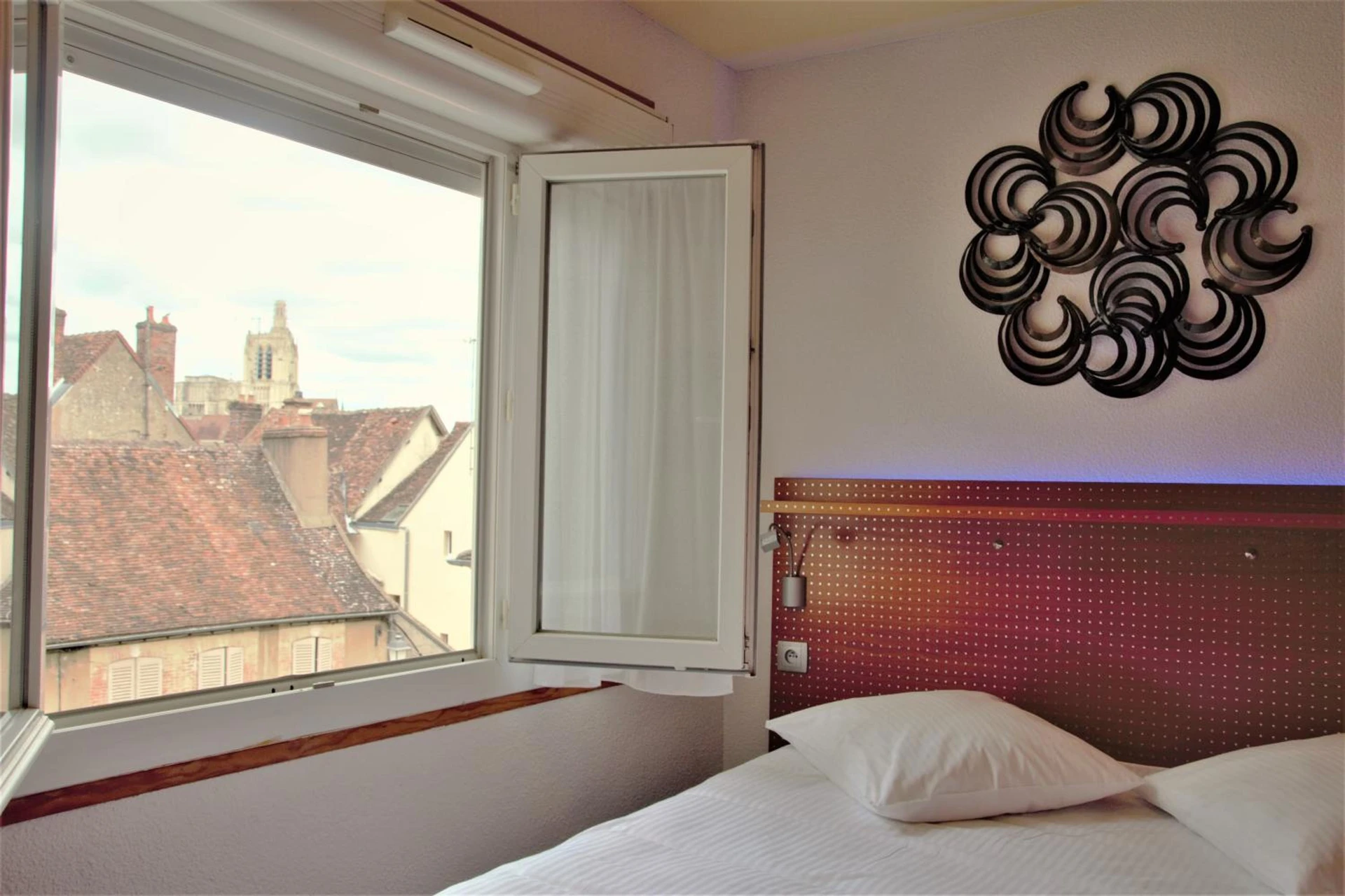 Chambre disponible pour un séminaire d'entreprise à The Originals City, Archotel, Sens - Sens