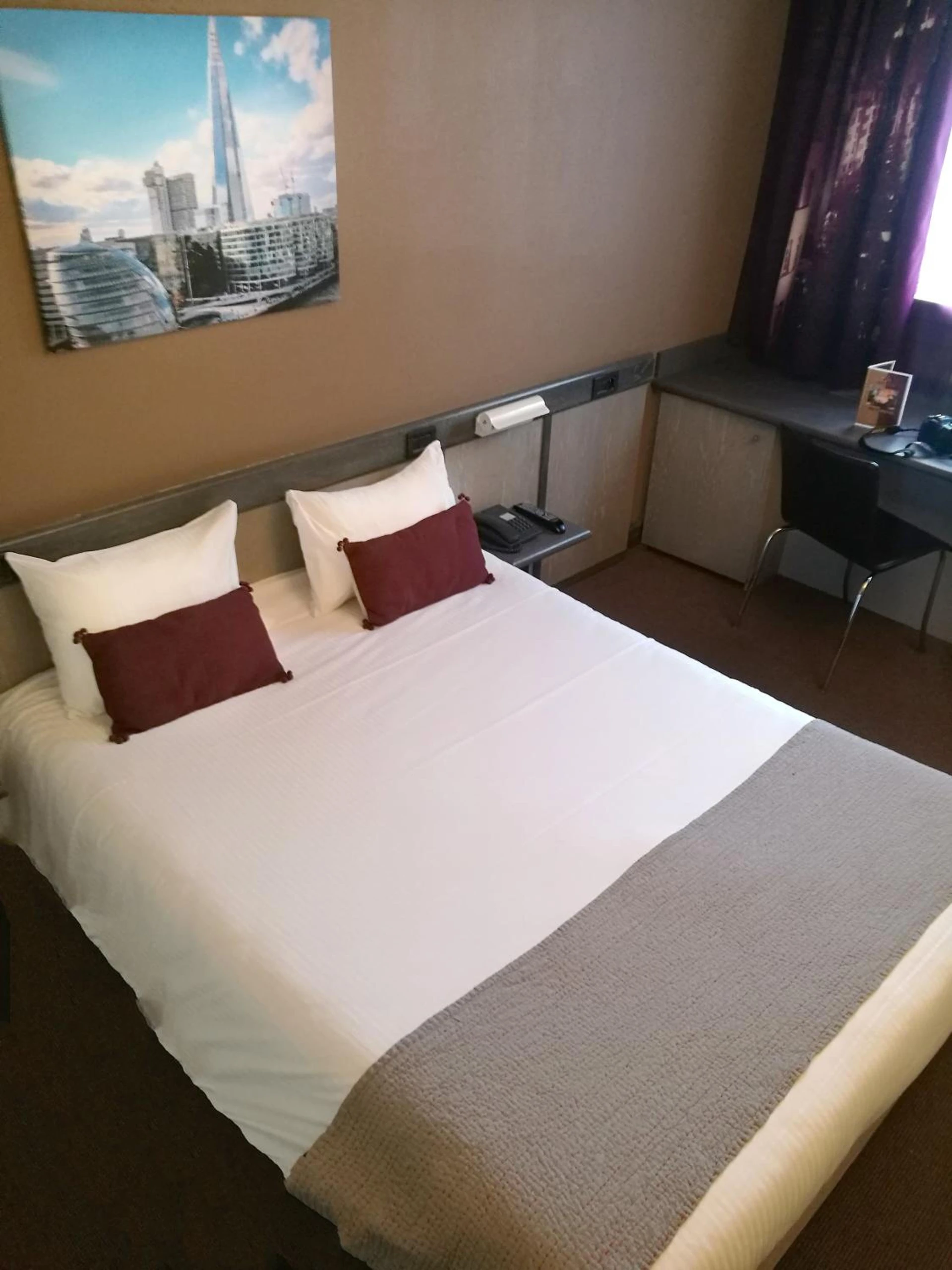 Salle de séminaire à Hotel Gratte-Ciel Ariana - Organiser un événement professionnel à Villeurbanne