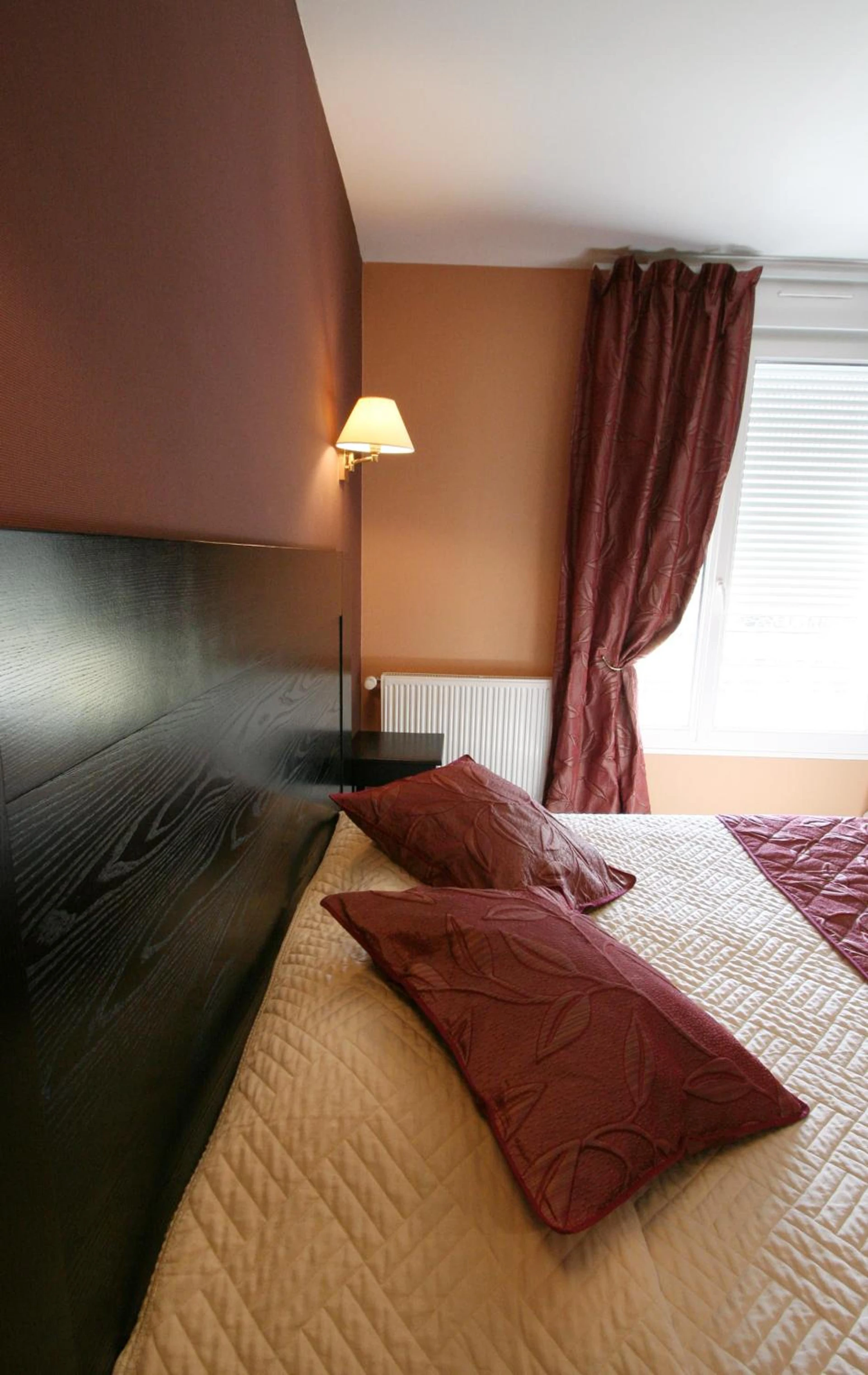 Chambre disponible pour un séminaire d'entreprise à Hôtel Ariane & SPA - Pontorson