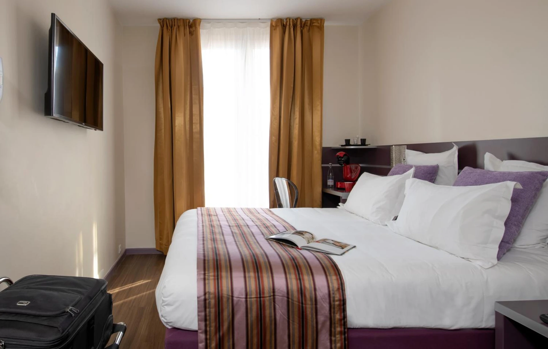 Chambre disponible pour un séminaire d'entreprise à Hôtel Arles Plaza - Arles