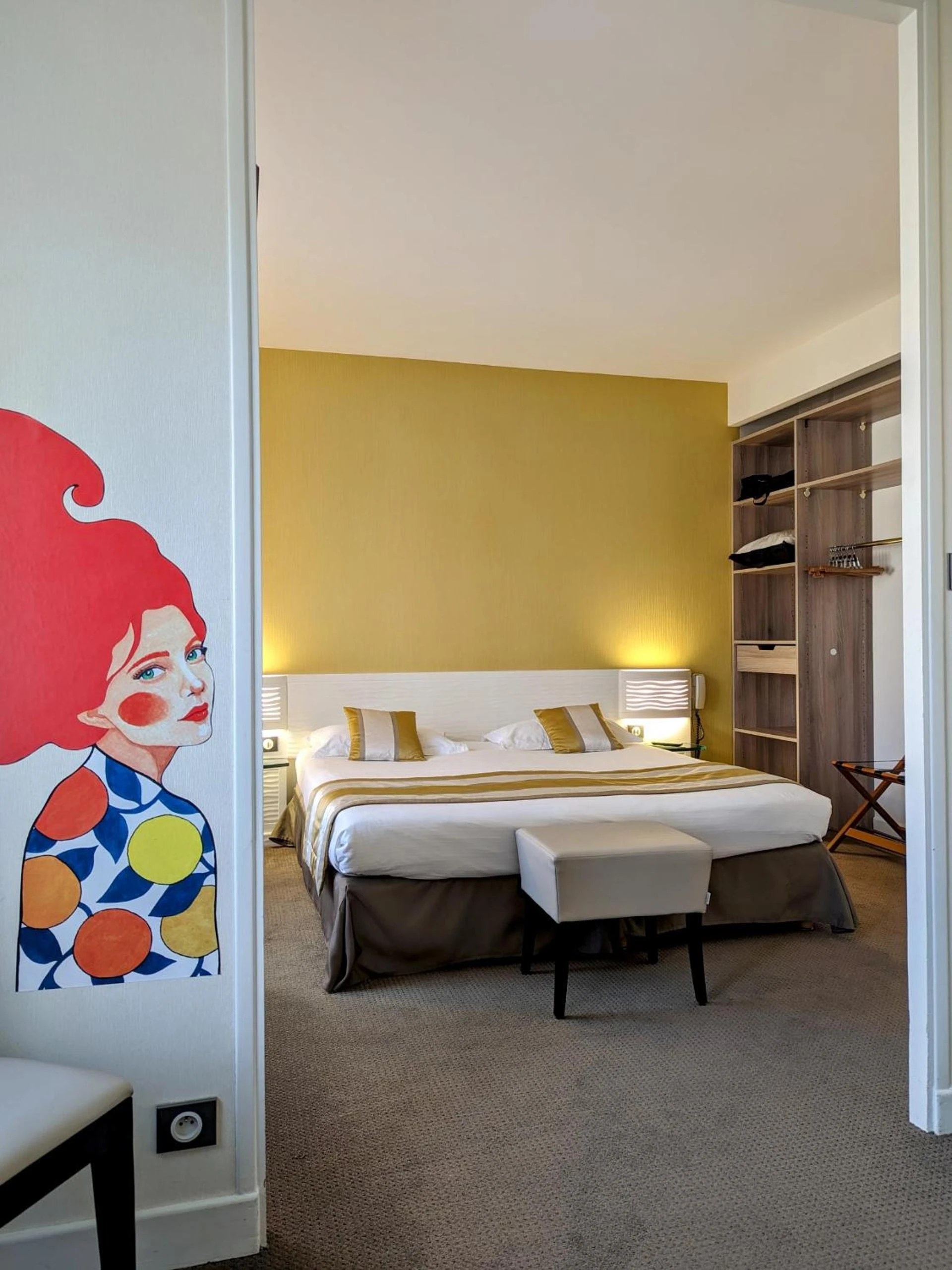 Magnifique chambre pour un séminaire d'entreprise à HOTEL ARVERNA VICHY - ClT'HOTEL - Vichy