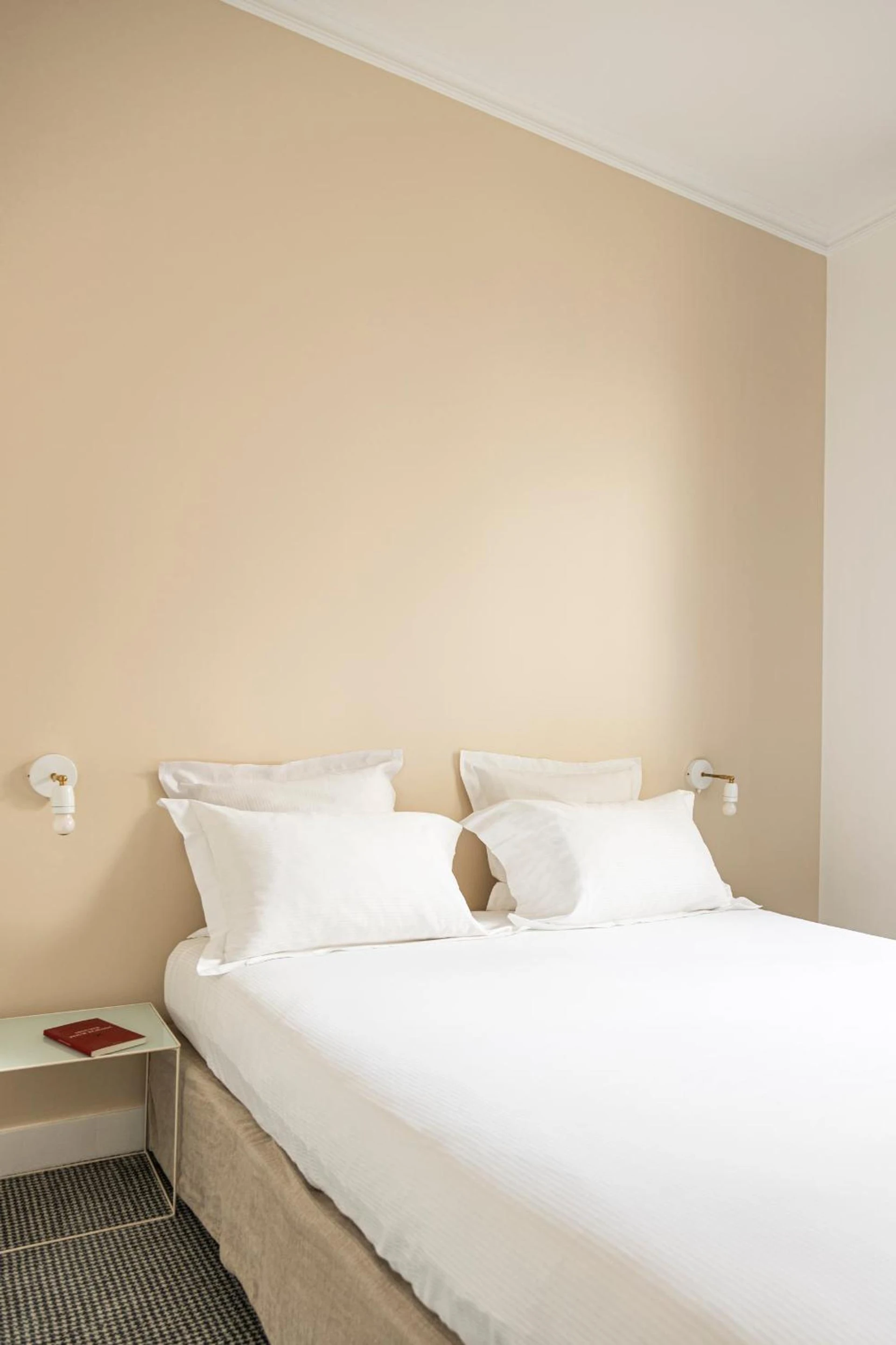 Chambre disponible pour un séminaire d'entreprise à Hôtel Arvor Saint Georges - Paris