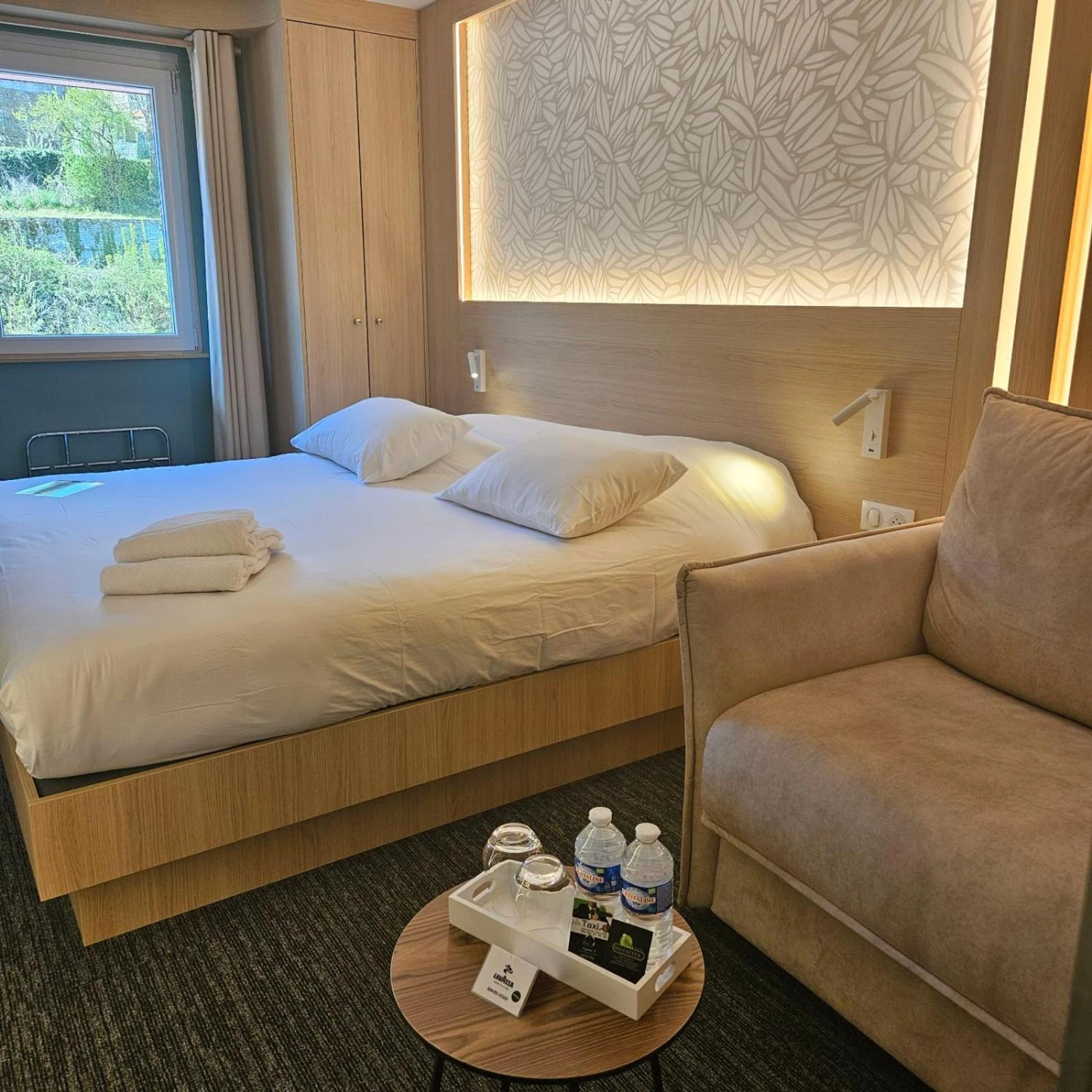 Chambre disponible pour un séminaire d'entreprise à Hôtel Aster Restaurant Aux Arcades - Briey