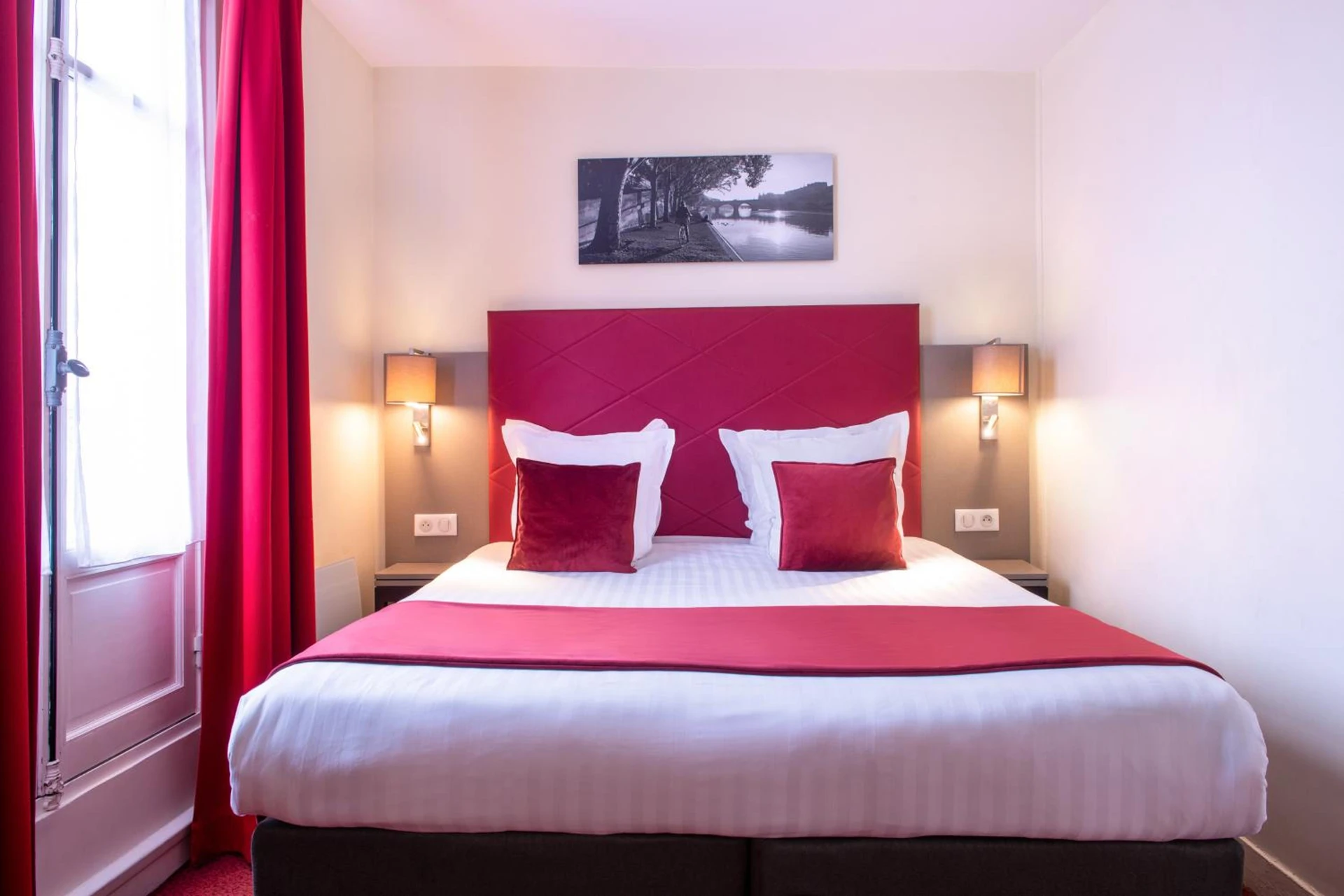 Chambre disponible pour un séminaire d'entreprise à Hôtel Aston Paris - Paris