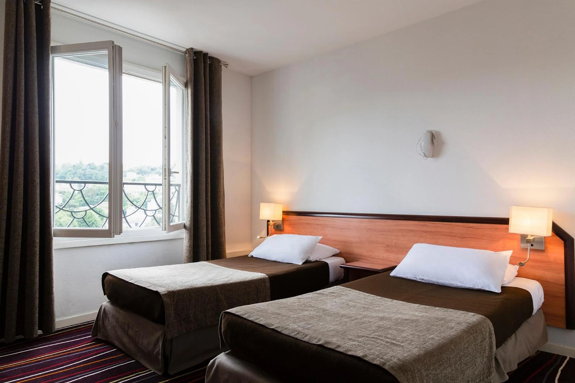 Chambre disponible pour un séminaire d'entreprise à The Originals City, Hôtel Astoria Vatican, Lourdes - Lourdes