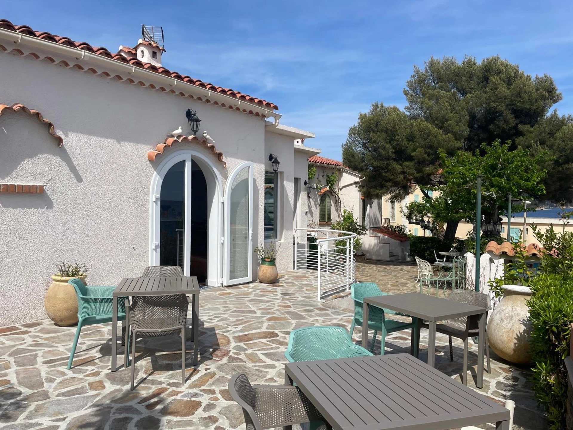 Organiser un séminaire d'entreprise : Hôtel Astria à le-lavandou