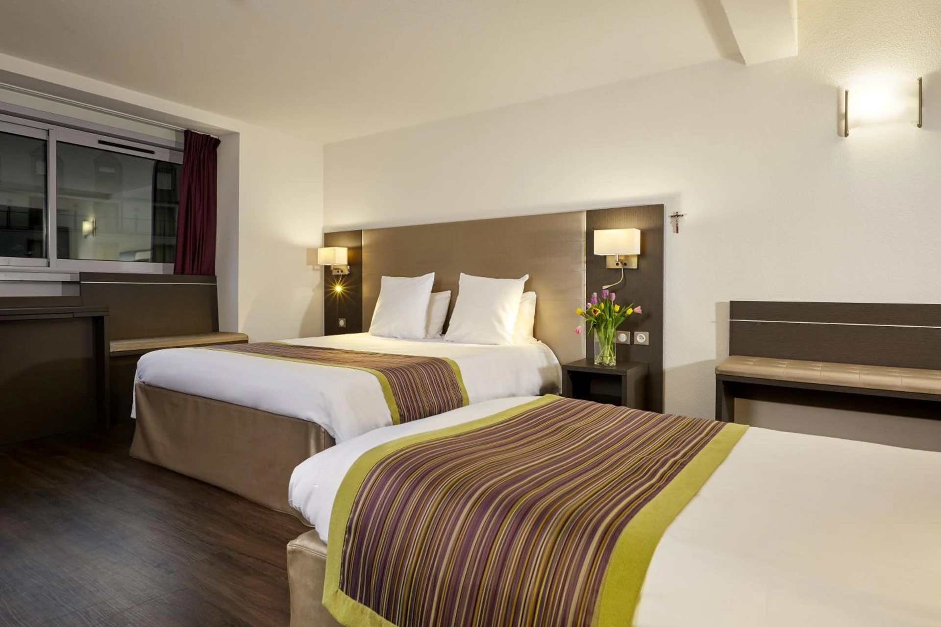 Chambre disponible pour un séminaire d'entreprise à Hôtel Astrid - Menton