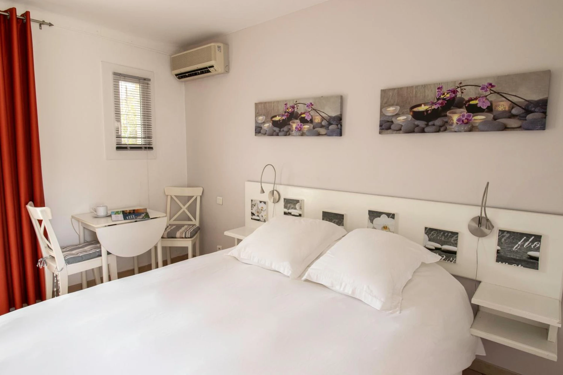 Chambre disponible pour un séminaire d'entreprise à Athéna MOTEL - Saint-Aygulf