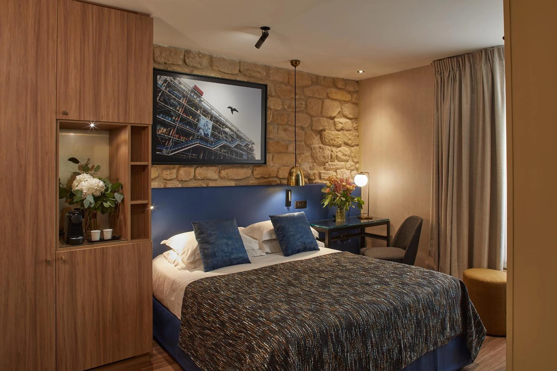 Chambre disponible pour un séminaire d'entreprise à Hotel Atmospheres - Paris