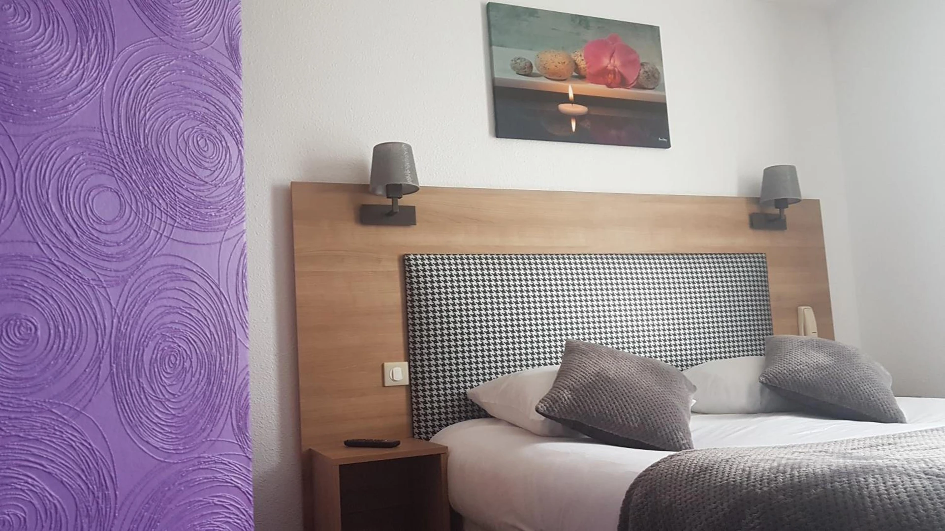 Chambre disponible pour un séminaire d'entreprise à Hotel Atoll - Niort