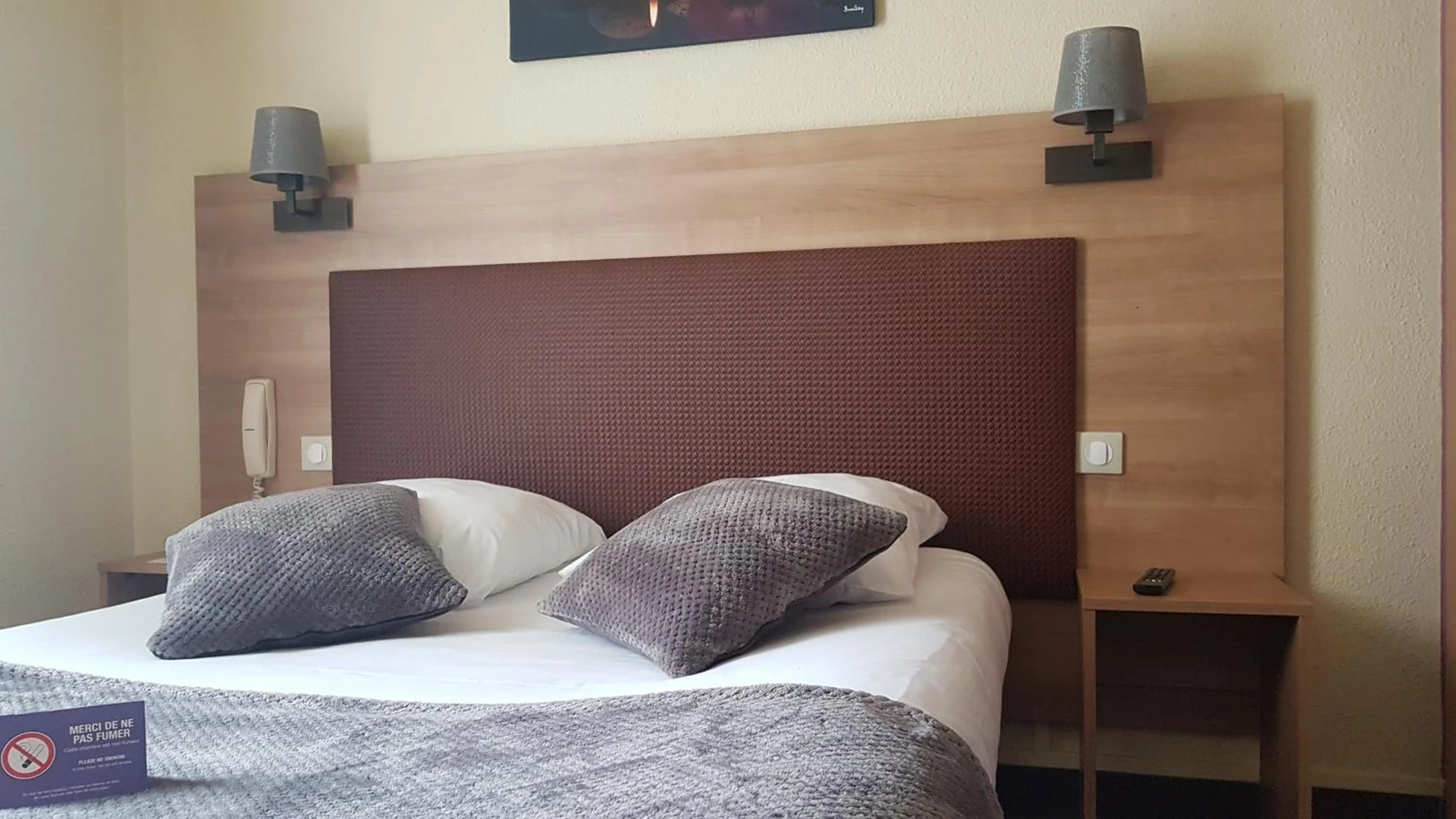 Magnifique chambre pour un séminaire d'entreprise à Hotel Atoll - Niort