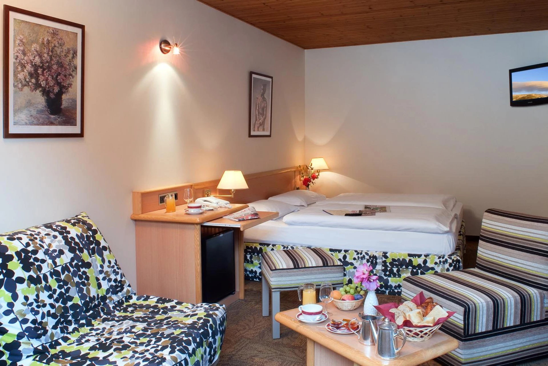 Magnifique chambre pour un séminaire d'entreprise à Logis Hostellerie Motel Au Bois Le Sire - Orbey