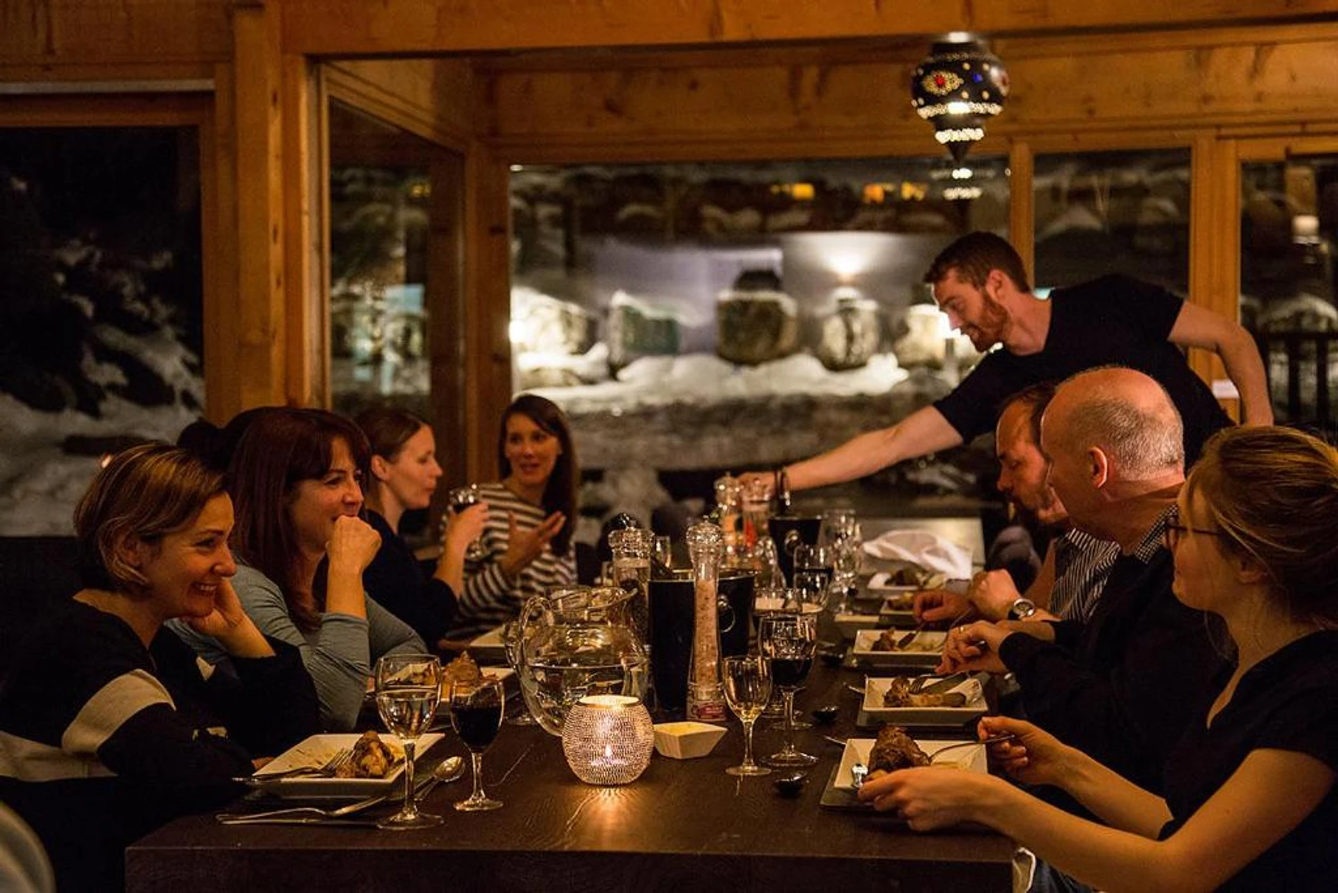 Lieu convivial pour un séminaire d'entreprise à Hôtel et Chalet Au Coin Du Feu Chilly Powder - Cannes - En savoir plus 