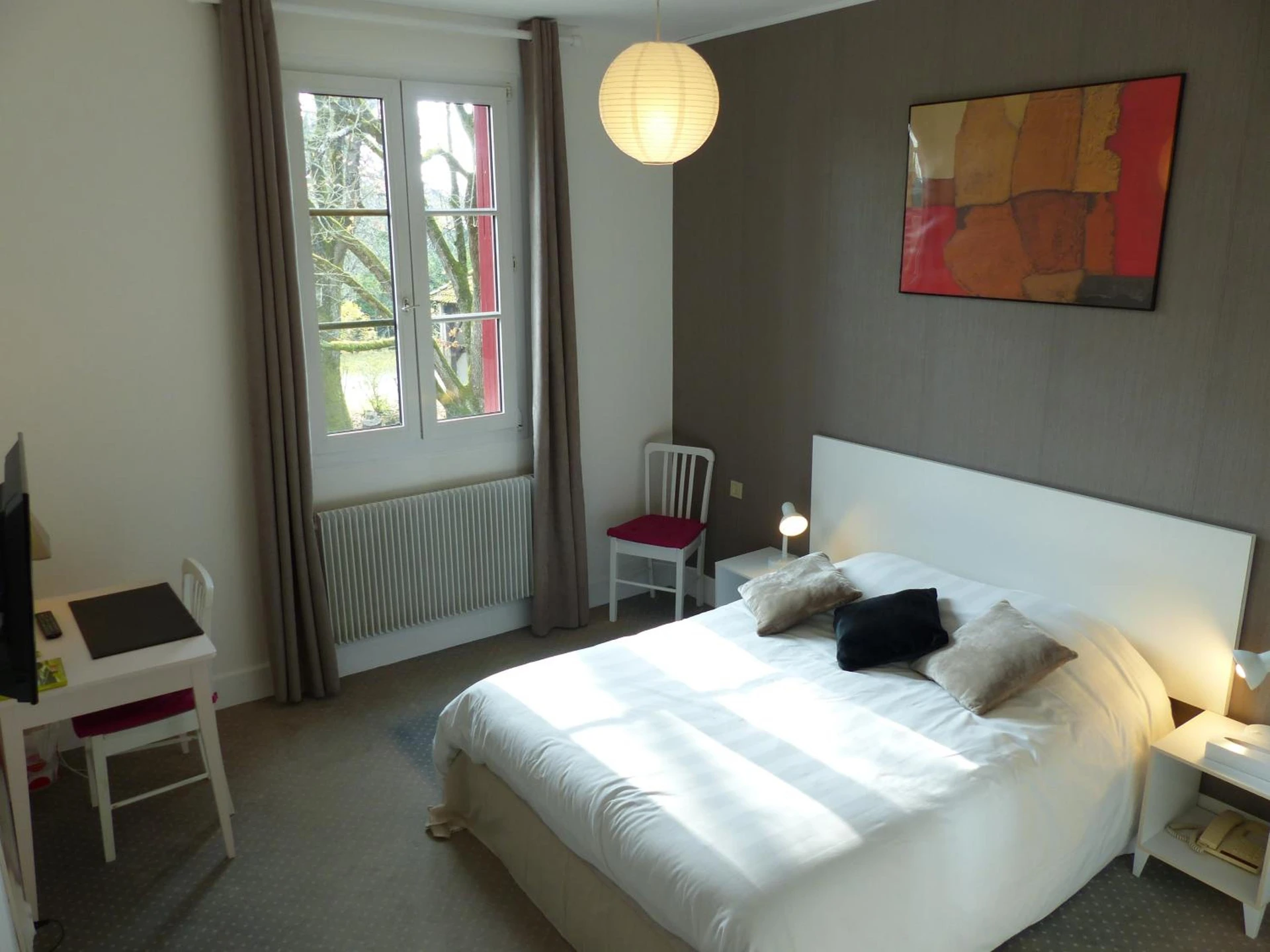 Magnifique chambre pour un séminaire d'entreprise à Logis Hotels - Au Colombier du Touron - Brax