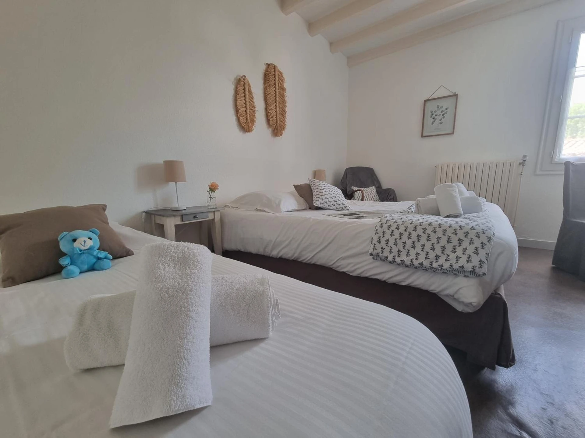 Chambre disponible pour un séminaire d'entreprise à Hotel Au Marais - Coulon