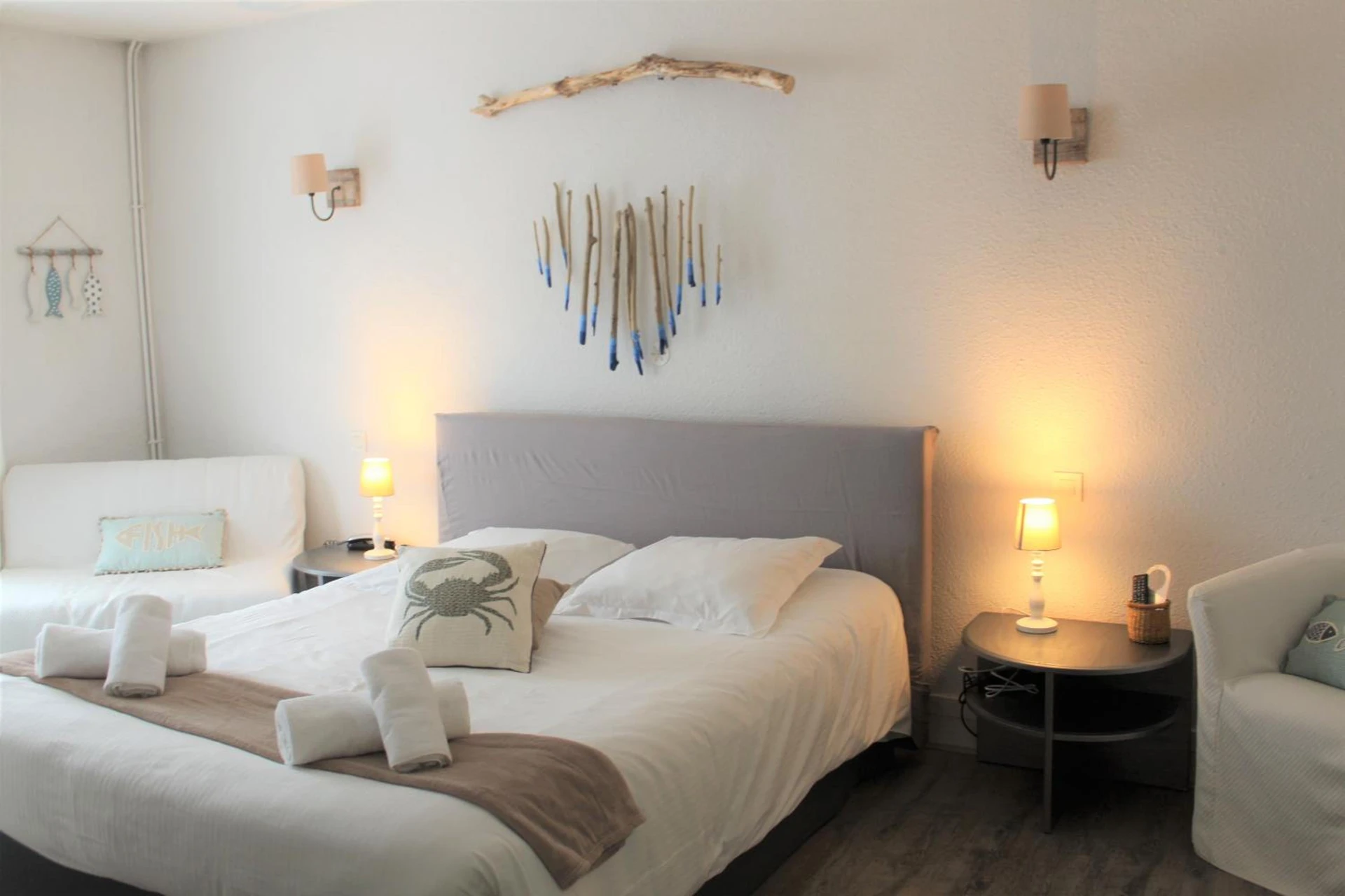 Chambre disponible pour un séminaire d'entreprise à Hotel Au Marais - Coulon