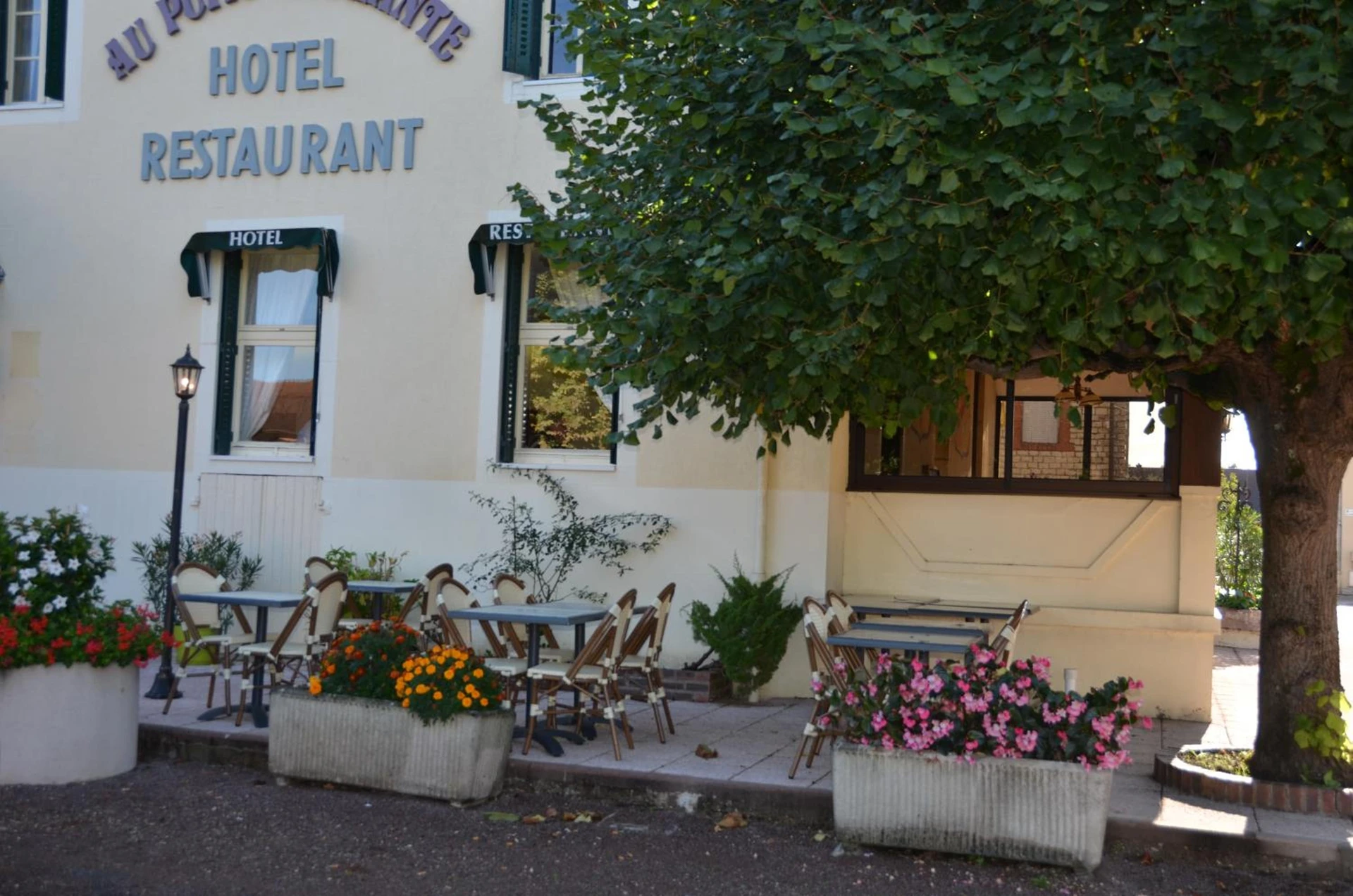Chambre à Au puits enchanté - Organiser un séminaire d'entreprise à Saint-Martin-en-Bresse