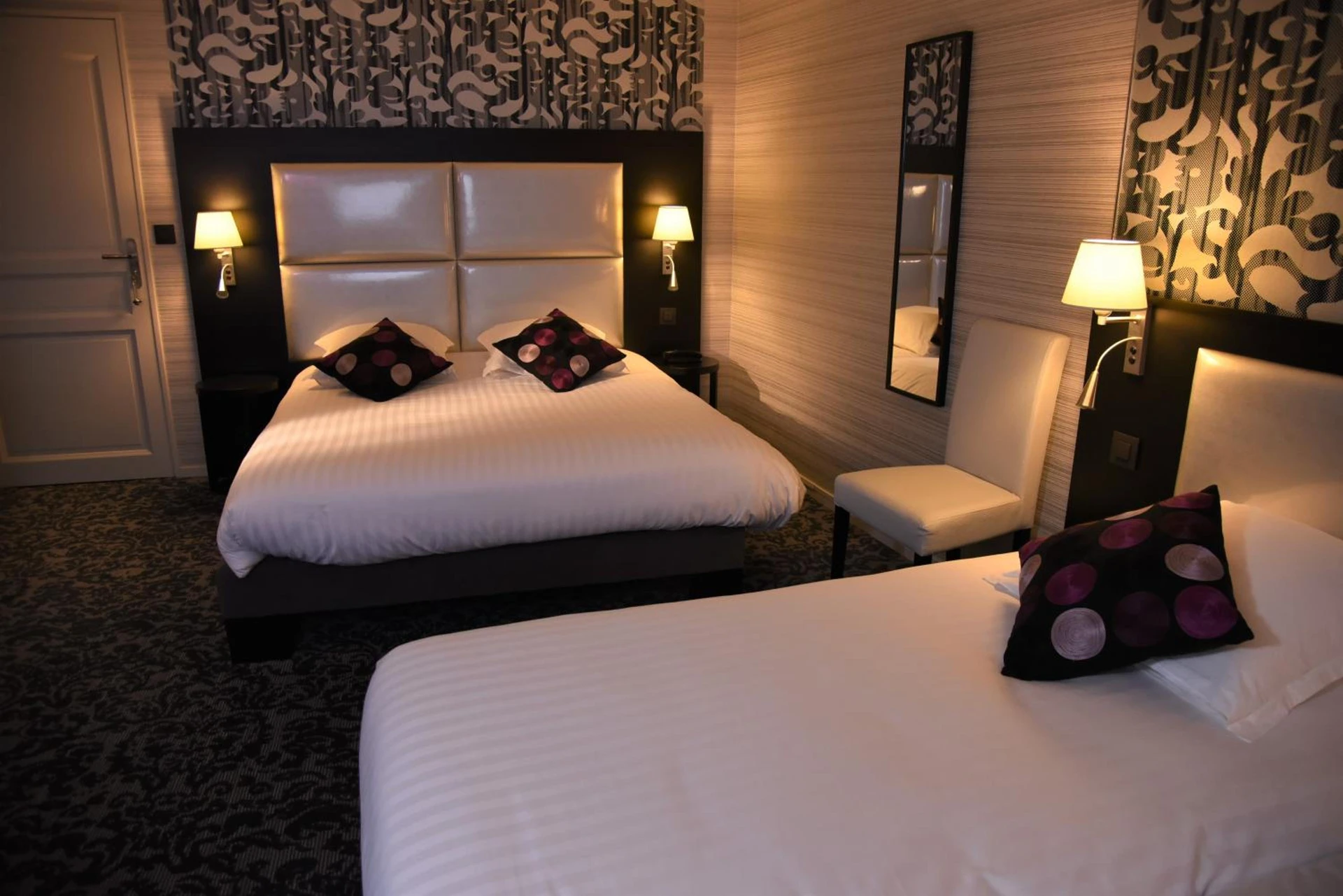 Magnifique chambre pour un séminaire d'entreprise à The Originals City, Au Relais Saint-Éloi, Tours - Tours