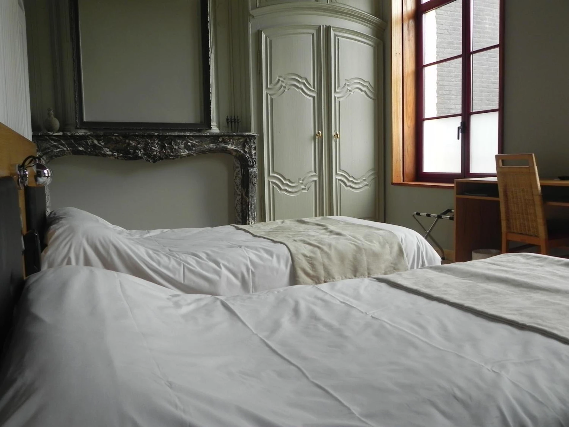 Chambre disponible pour un séminaire d'entreprise à Hôtel - Restaurant Au Tonnelier - Bergues