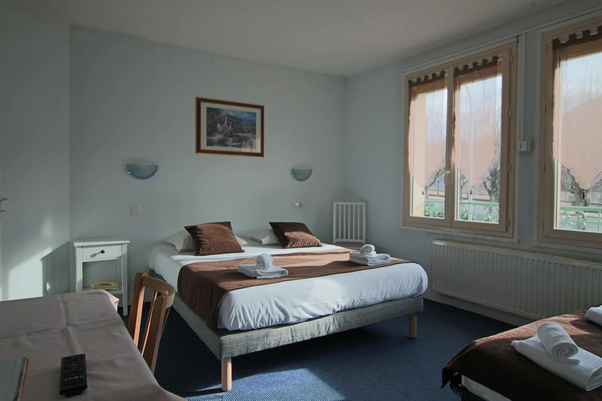 Magnifique chambre pour un séminaire d'entreprise à Hotel Au Val Doré - La Bourboule