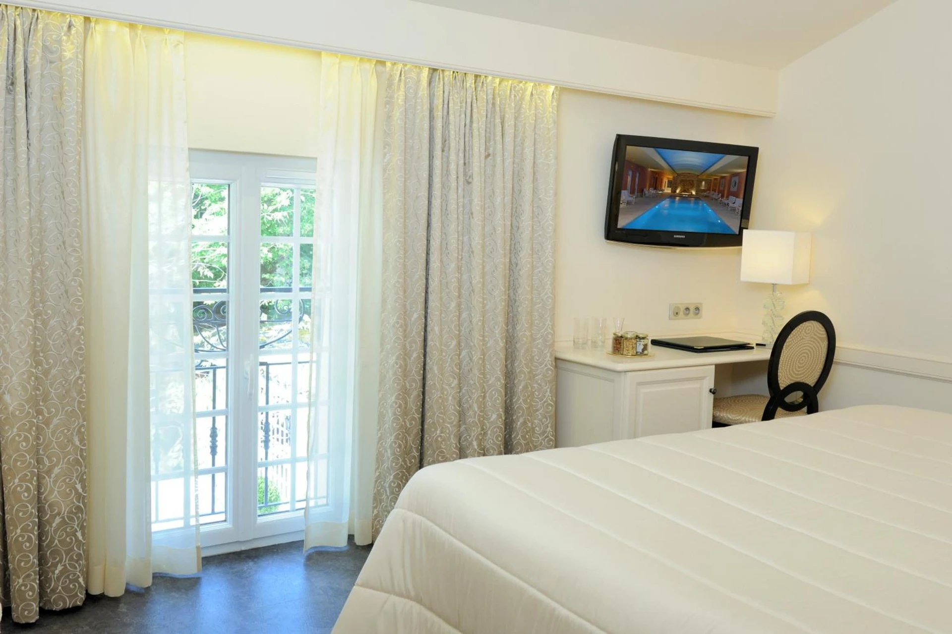 Magnifique chambre pour un séminaire d'entreprise à Auberge de Cassagne & Spa - Le Pontet