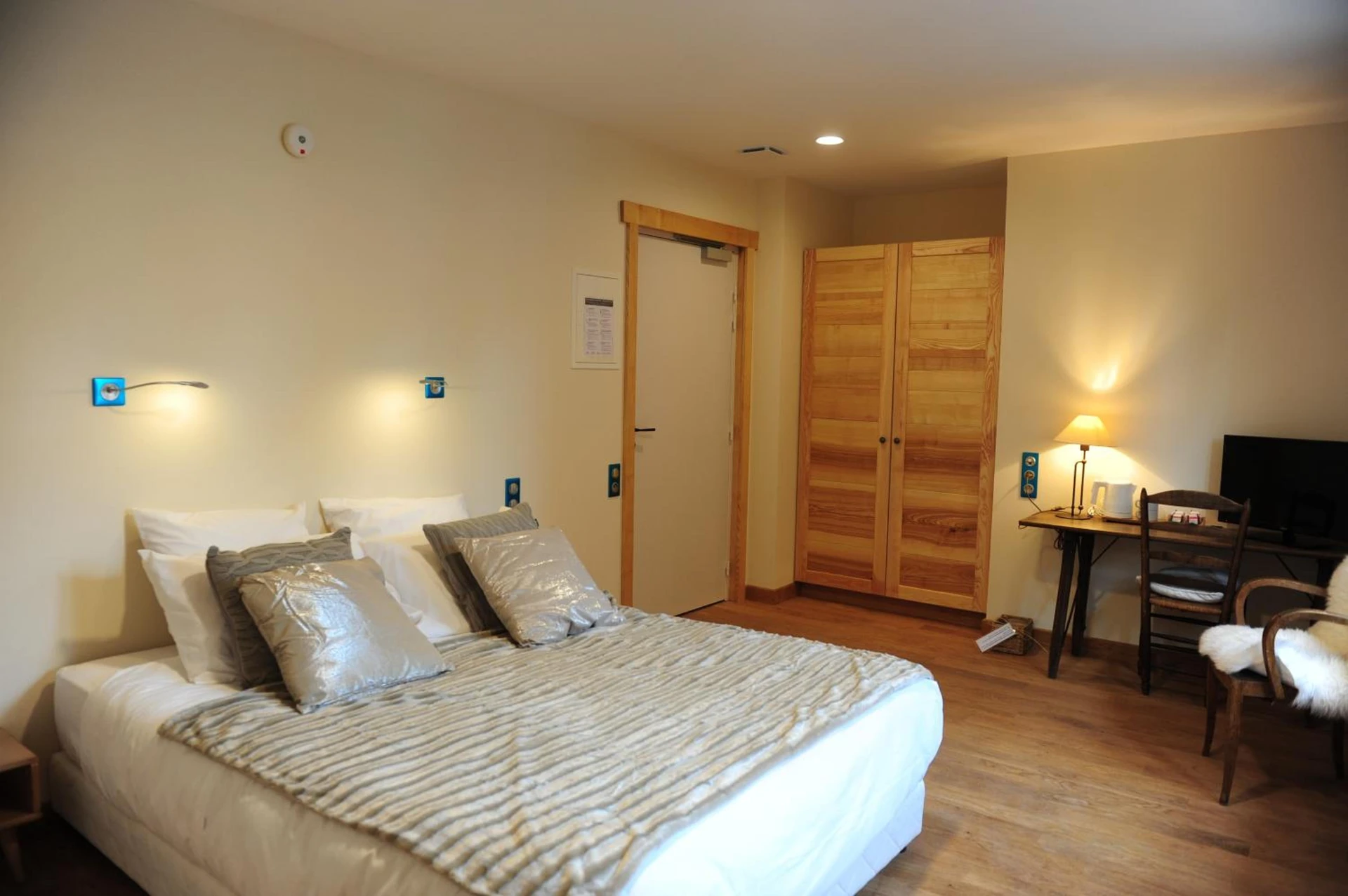 Chambre à Auberge De L'abbaye - Organiser un séminaire d'entreprise à Signy-lʼAbbaye