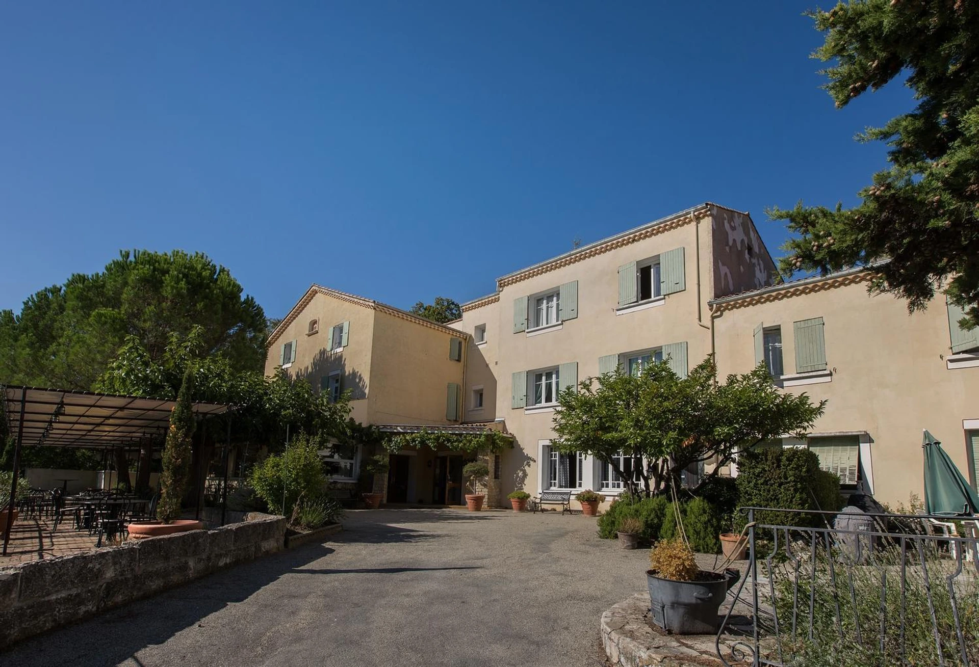 Salle de séminaire à Auberge de l'Escargot d'Or - Organiser un événement professionnel à Dieulefit