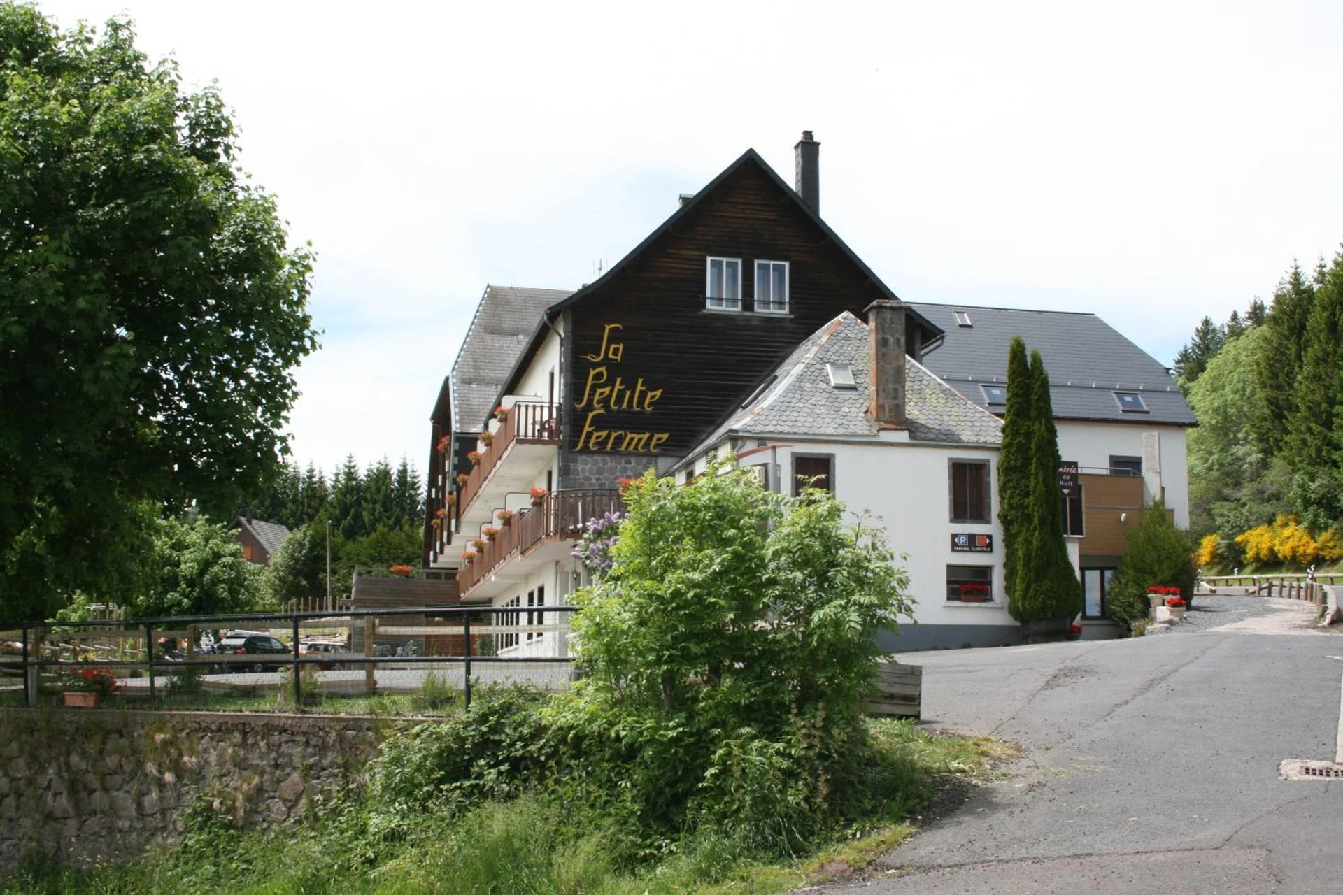 Salle de séminaire à Auberge de la Petite Ferme, Super-Besse Est, The Originals Relais - Organiser un événement professionnel à Besse-et-Saint-Anastaise