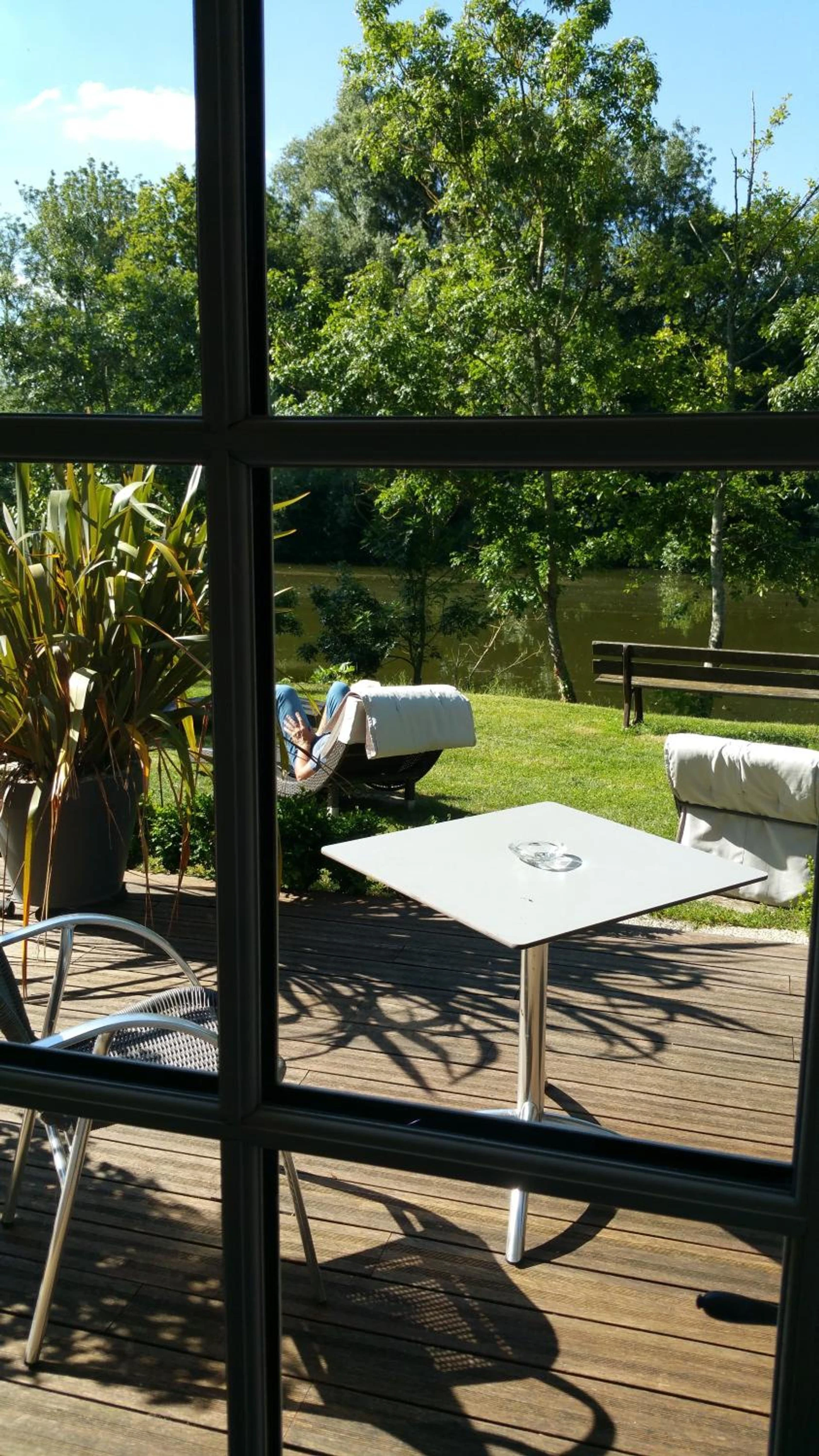 Salle de séminaire à Logis Auberge De La Riviere - Organiser un événement professionnel à Aix-en-Provence