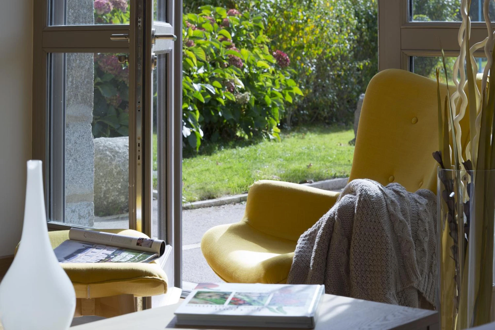 Chambre disponible pour un séminaire d'entreprise à Demeures & Châteaux Auberge de la Tour - Hôtel & Restaurants - Marcolès Auvergne - Le Blanc-Mesnil
