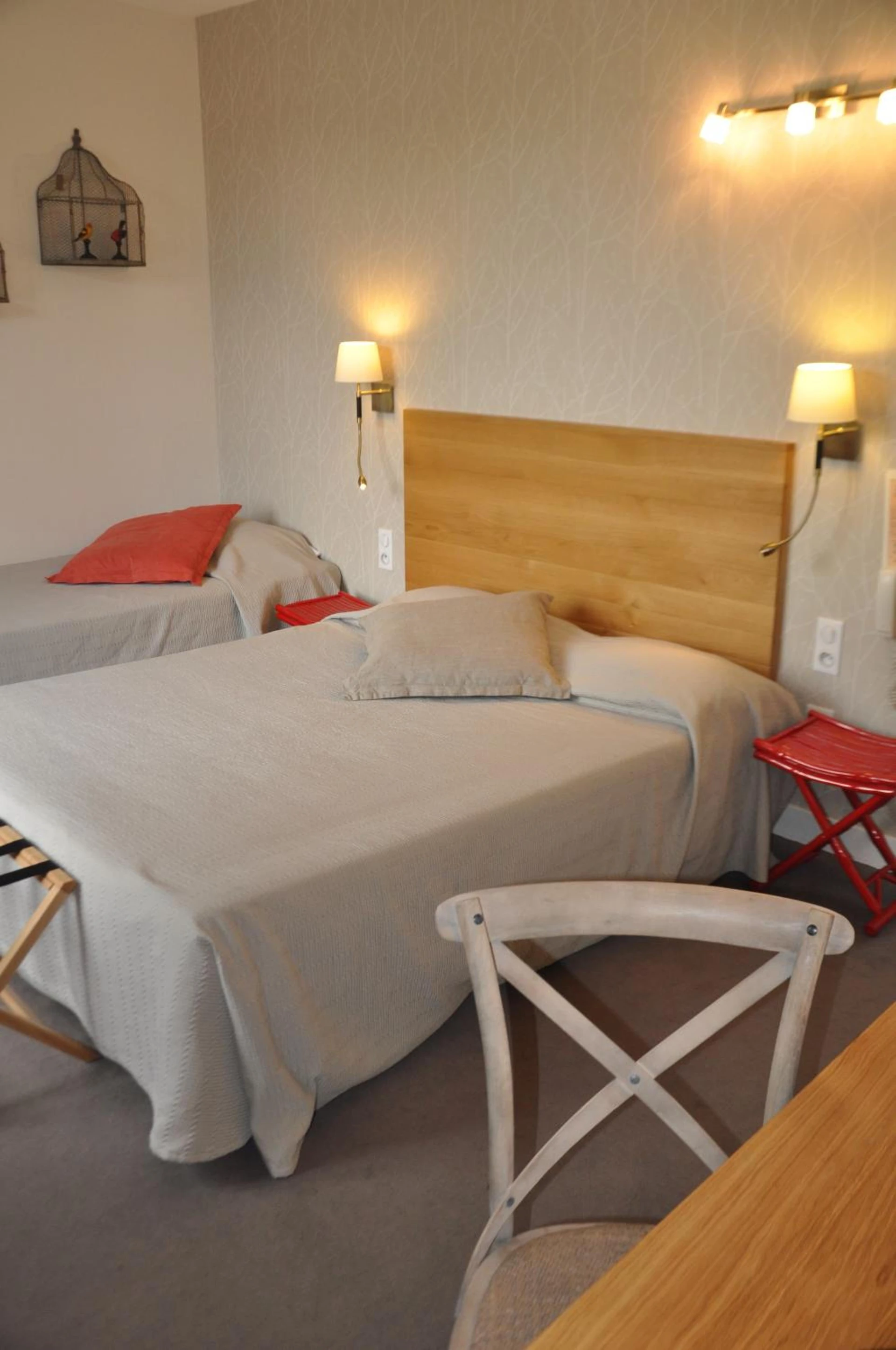 Chambre disponible pour un séminaire d'entreprise à Logis Auberge Du Centre - Annecy