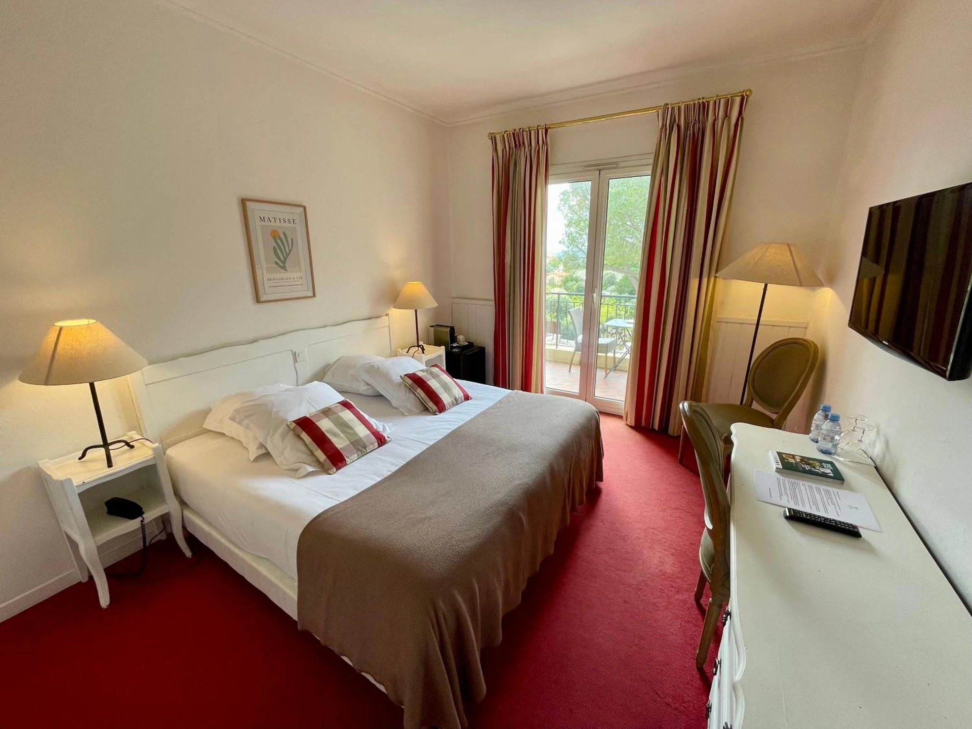 Chambre disponible pour un séminaire d'entreprise à Auberge du Rédier - Logis Hôtels - Saint-Malo