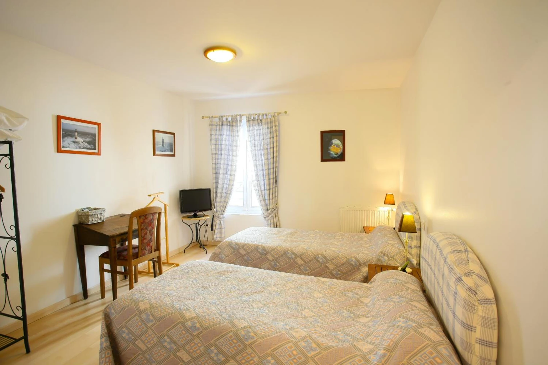 Chambre disponible pour un séminaire d'entreprise à Logis Auberge La Cremaillere - Villandraut