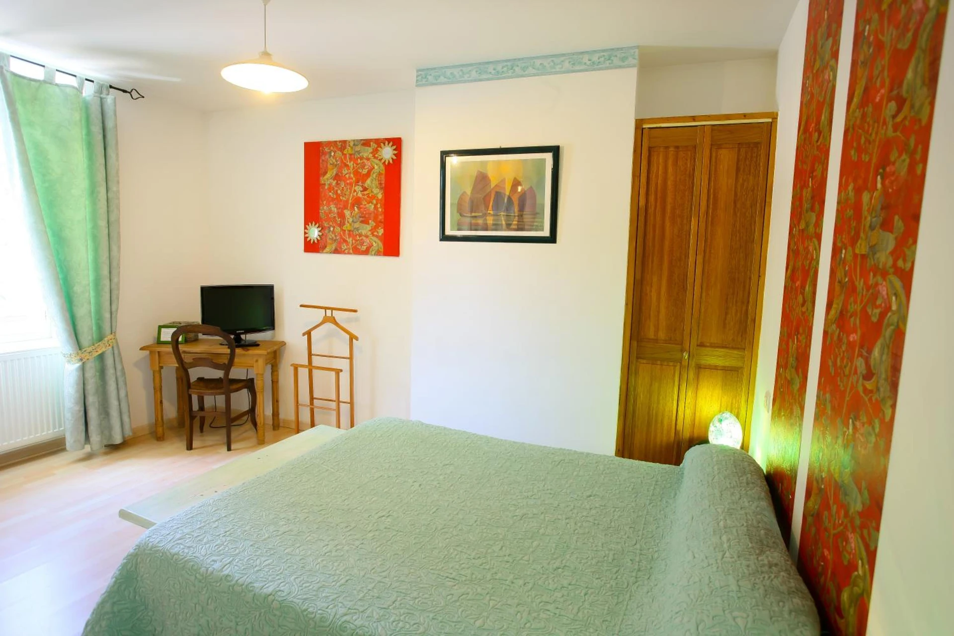 Chambre disponible pour un séminaire d'entreprise à Logis Auberge La Cremaillere - Villandraut