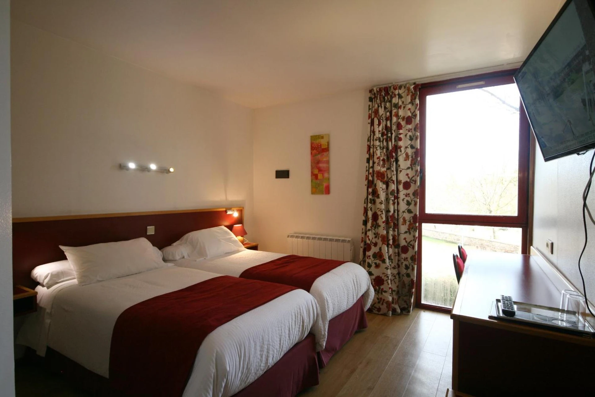 Chambre disponible pour un séminaire d'entreprise à Logis Auberge La Diege - Auch