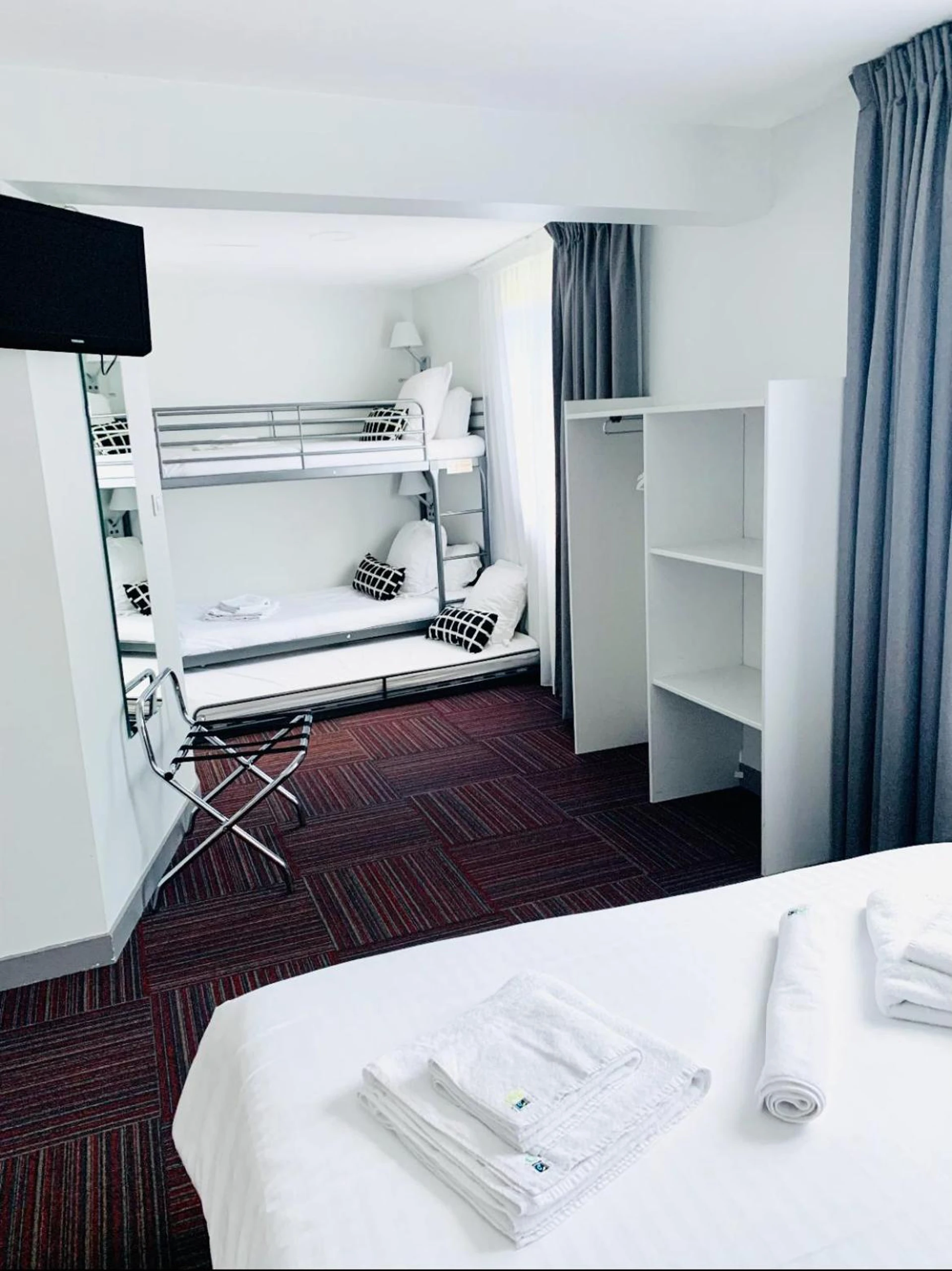 Chambre à Auberge Le Cantou - Hôtel Roche - Organiser un séminaire d'entreprise à Orcival