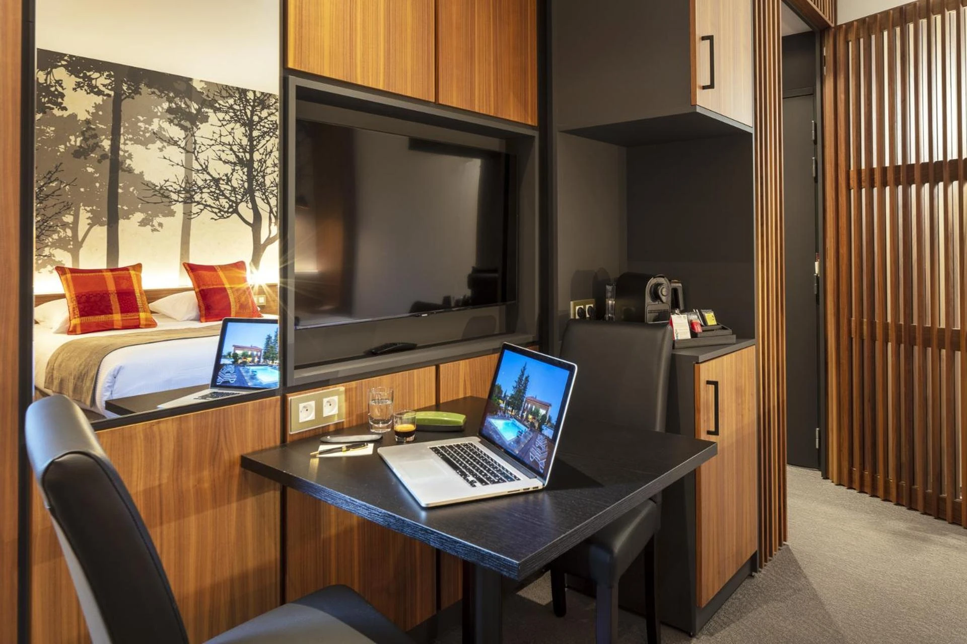 Magnifique chambre pour un séminaire d'entreprise à Logis Auberge Les Murets Hotel Restaurant Spa - Chandolas
