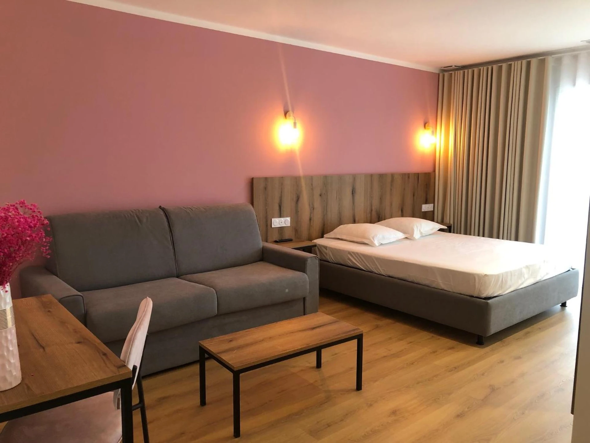 Chambre disponible pour un séminaire d'entreprise à Auberge les Oliviers - Tours