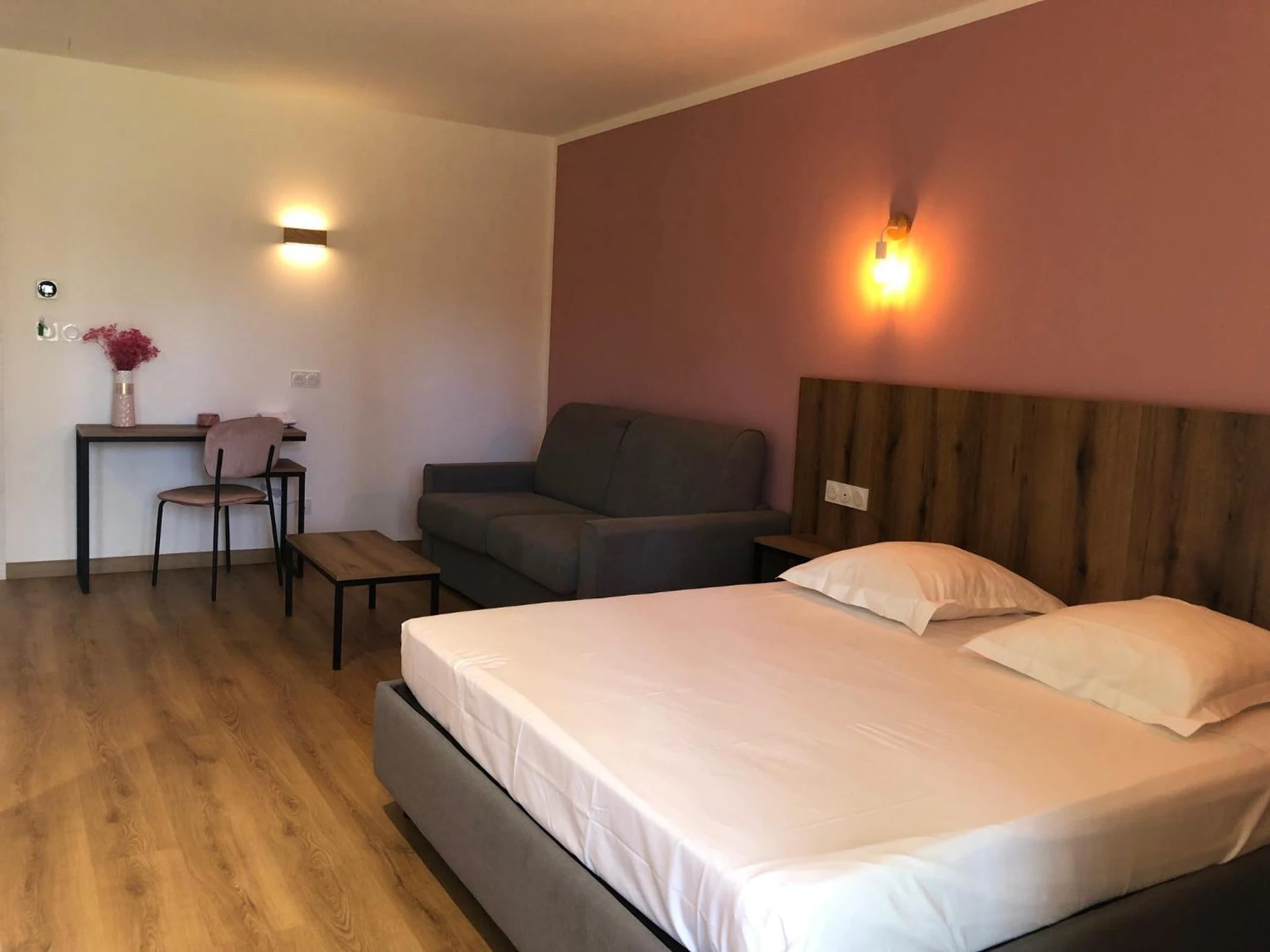 Chambre disponible pour un séminaire d'entreprise à Auberge les Oliviers - Tours
