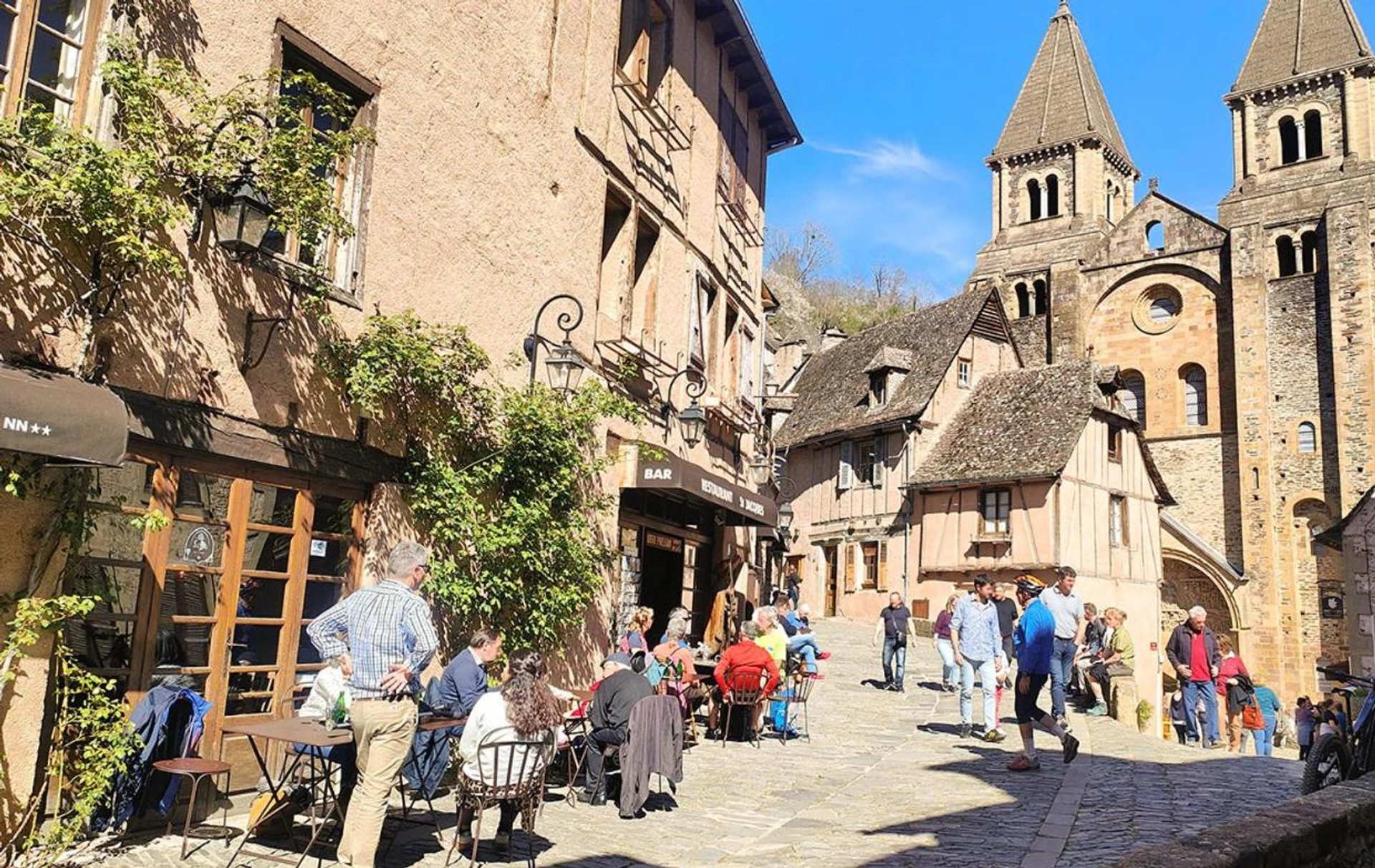 Ambiance de travail pour séminaire d'entreprise à Auberge Saint Jacques - Conques
