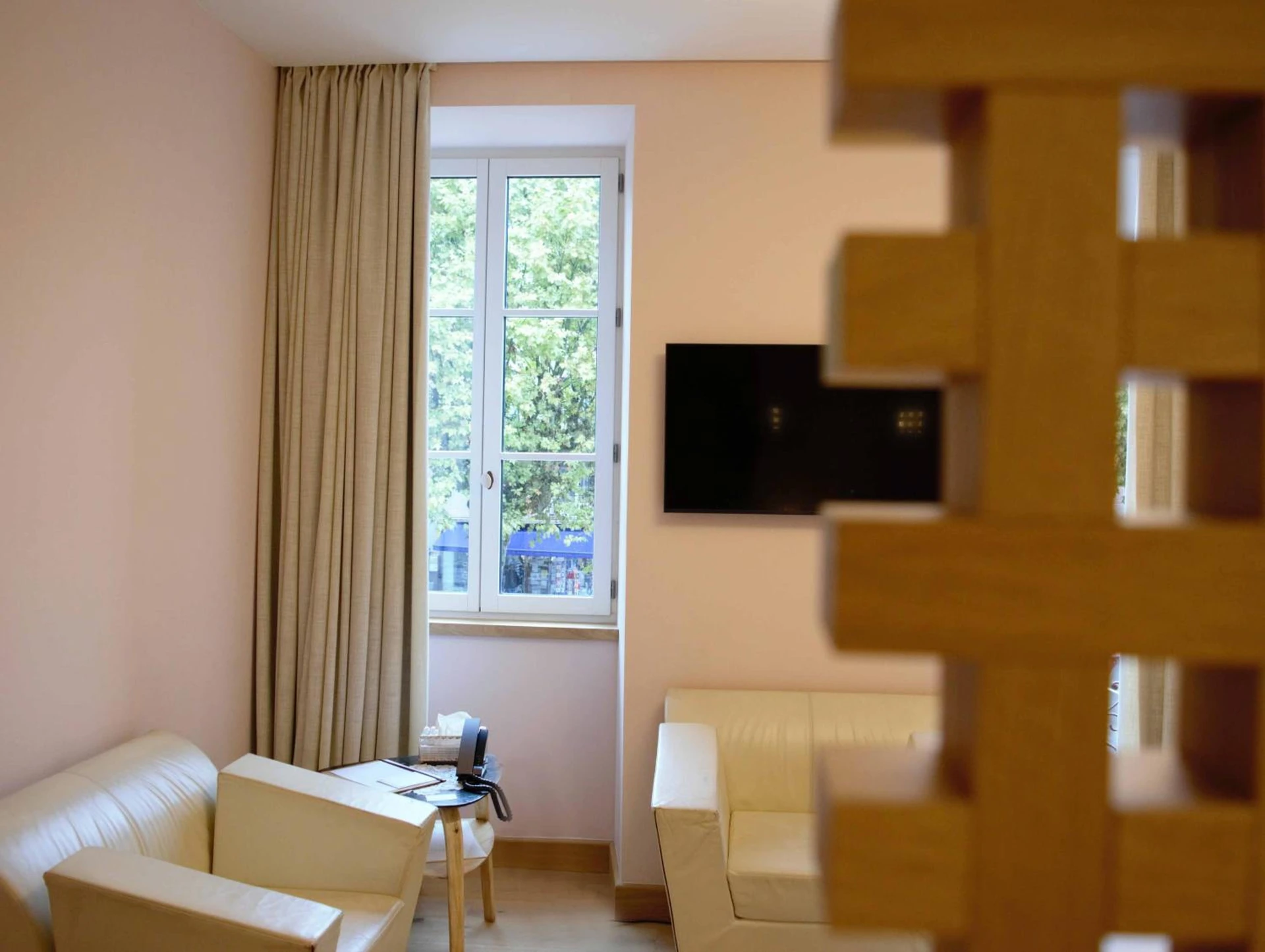 Ambiance de travail pour séminaire d'entreprise à Hôtel Restaurant Auprès d'Angèle - Beaune
