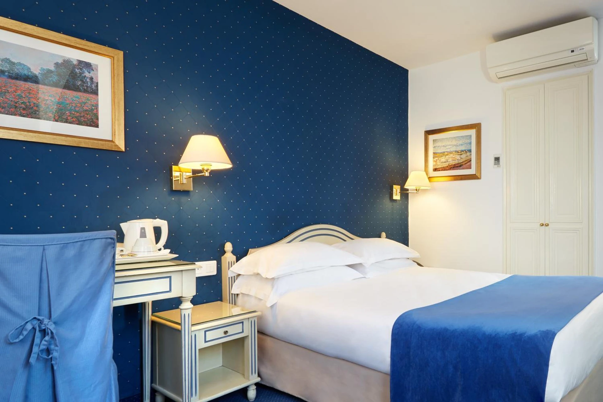 Chambre disponible pour un séminaire d'entreprise à Austin's Saint Lazare Hotel - Besançon