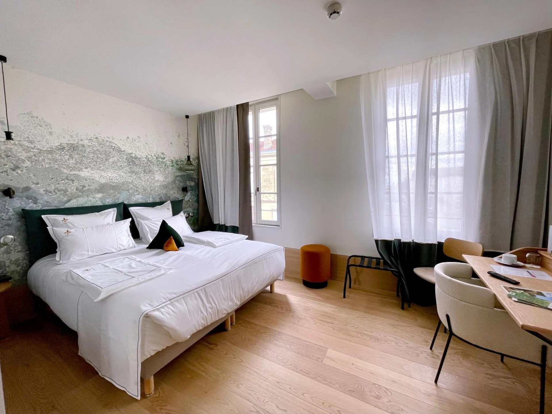 Chambre disponible pour un séminaire d'entreprise à AUX DUCS DE SIENNE - Artigues-près-Bordeaux