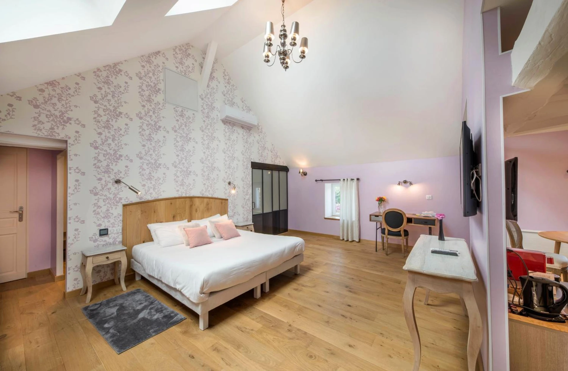Chambre disponible pour un séminaire d'entreprise à Logis Aux Maisons - Bordeaux