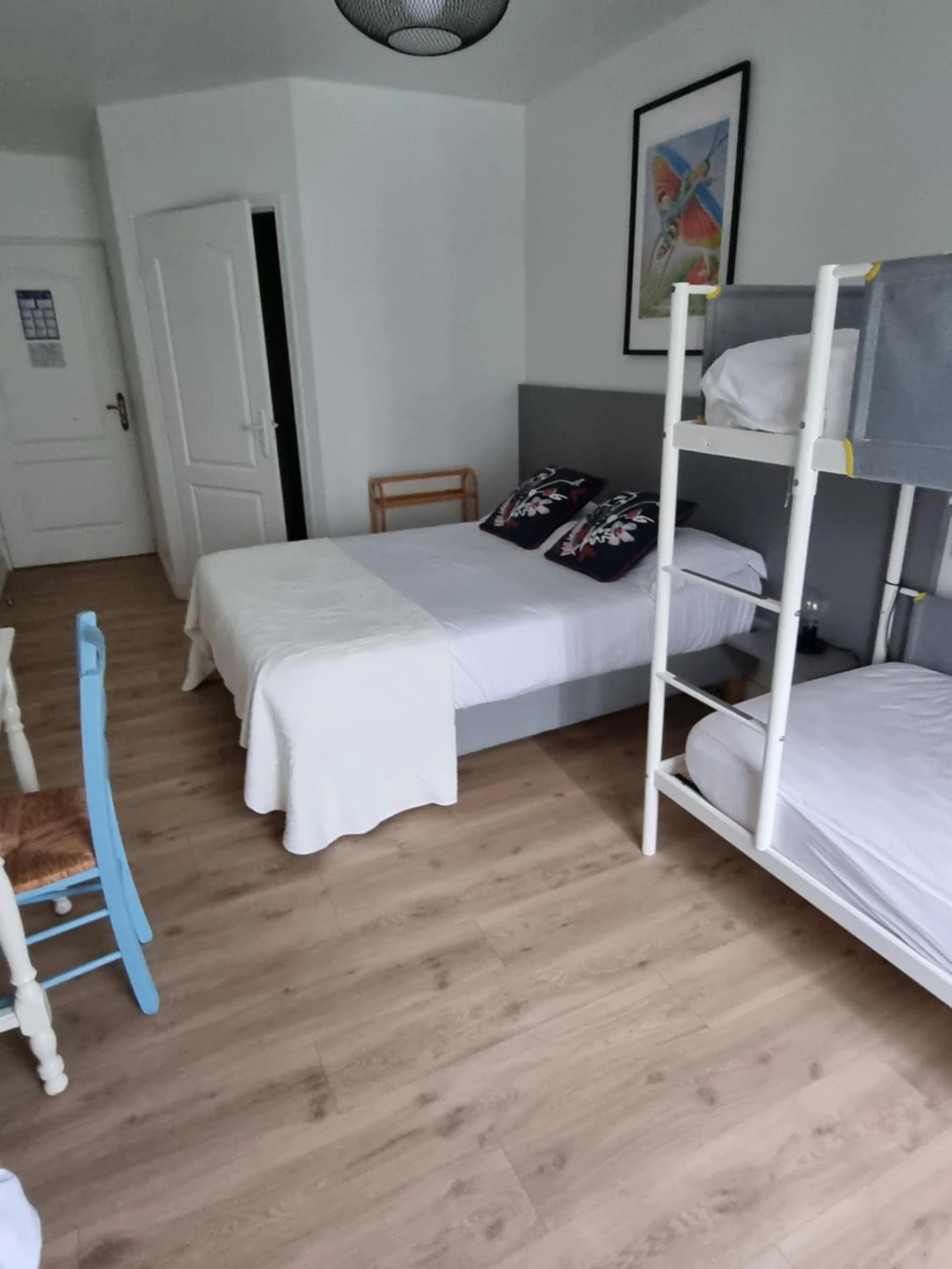 Magnifique chambre pour un séminaire d'entreprise à Hotel Aux Rochers de l'Ocean - Mérignac
