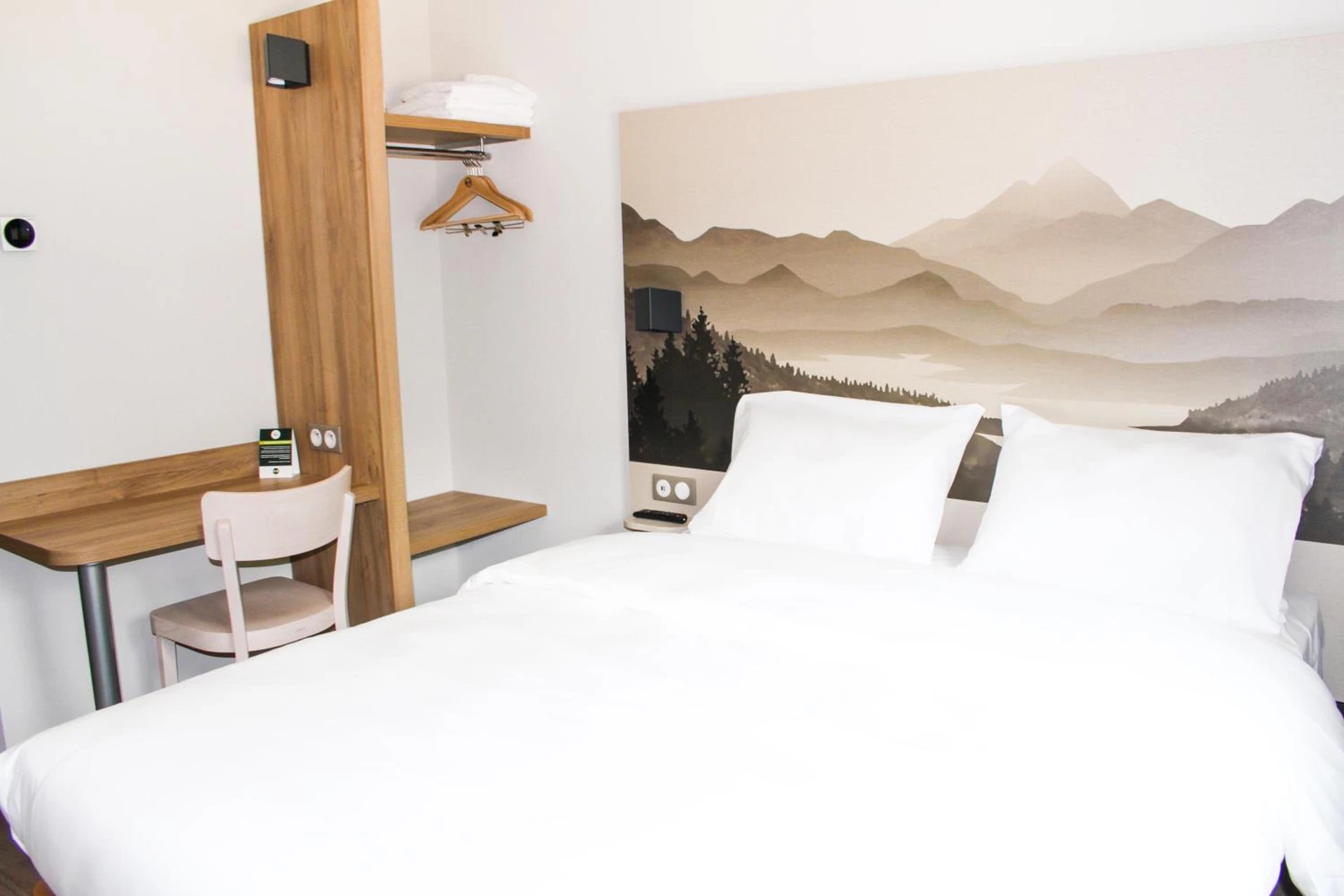 Chambre disponible pour un séminaire d'entreprise à B&B HOTEL Aix-les-Bains - Grésy-sur-Aix