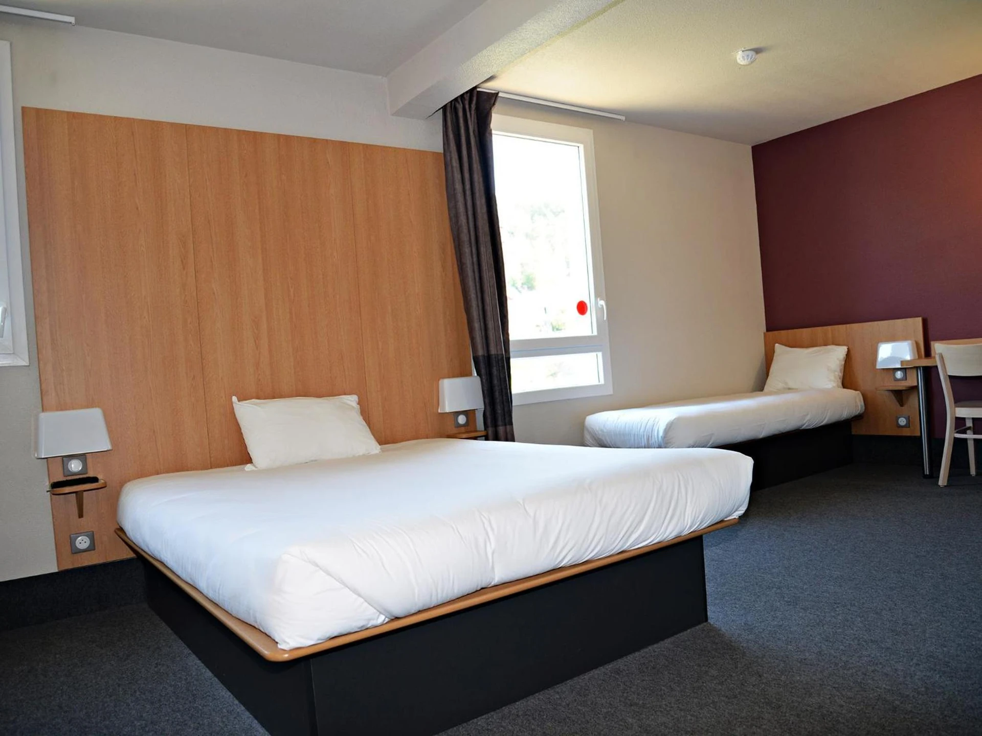 Chambre disponible pour un séminaire d'entreprise à B&B HOTEL Alès - Pôle Mécanique - Perpignan